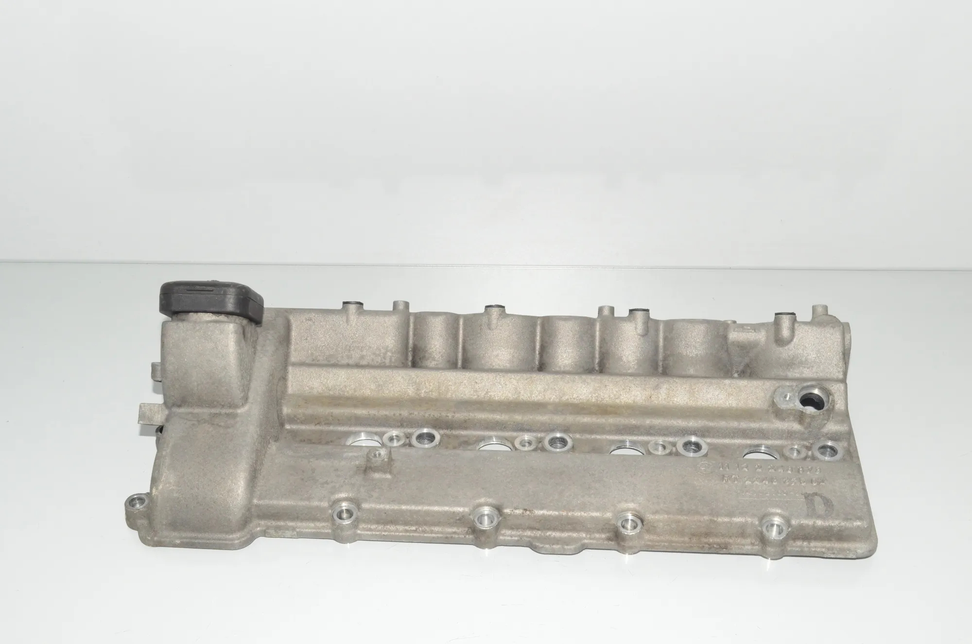 Left Side Valve Cover – OEM 11122248373 · BMW 7 (E65, E66, E67) BMW 7 (E65, E66, E67) 740 d 2002 – 2