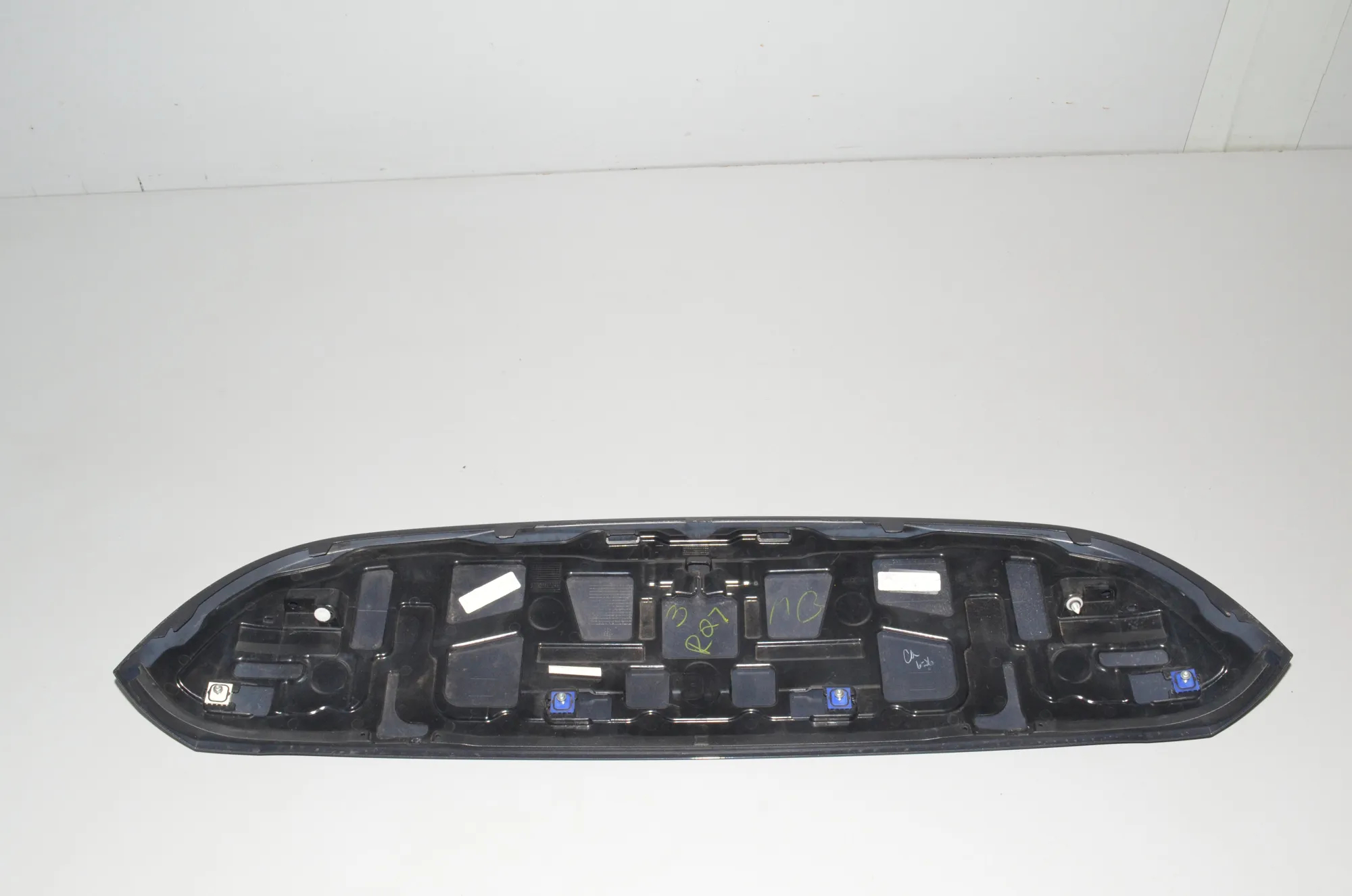 Tailgate Bootlid Spoiler – OEM 9481123 · BMW X7 (G07) (2019 - -) xDrive 30 d 2019 – 5