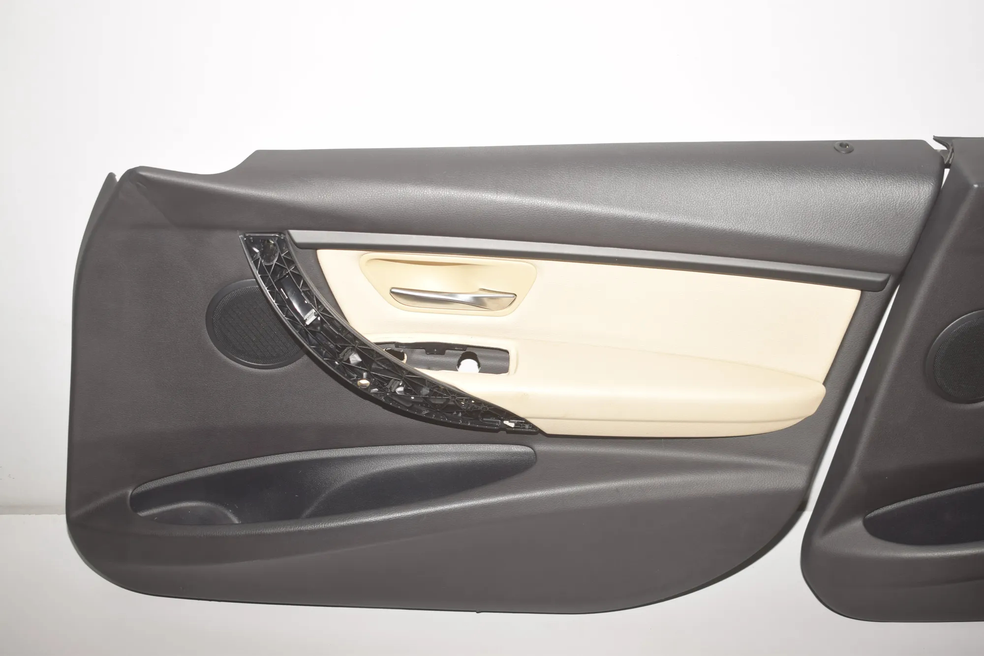 Seat set · BMW 3 (F30, F80) 320 i 2017 – 9