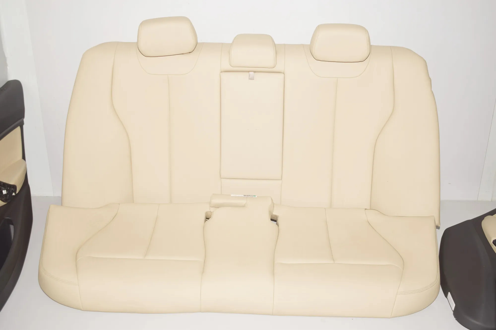 Seat set · BMW 3 (F30, F80) 320 i 2017 – 7
