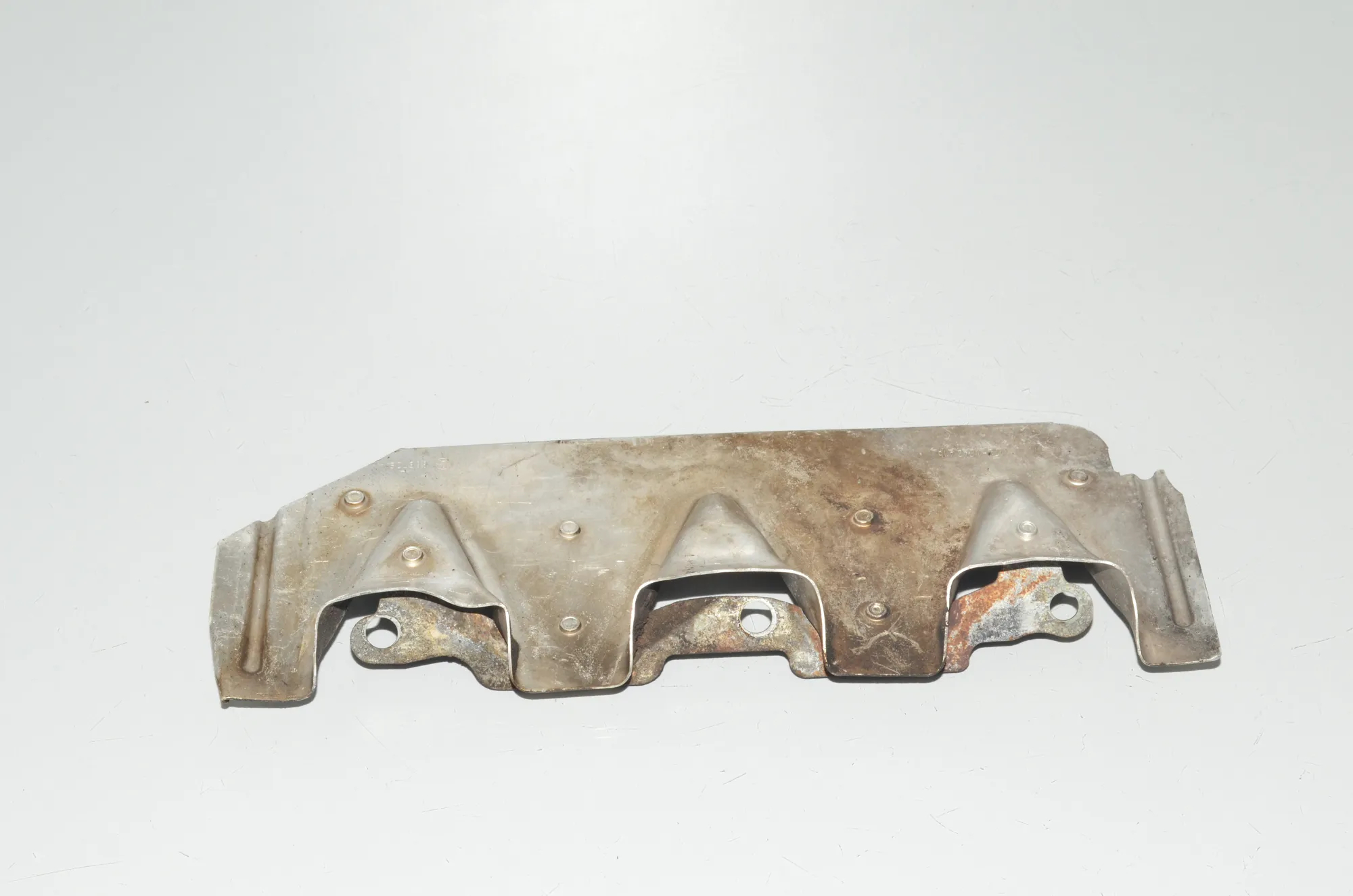 Heat Protection – OEM 11621742415 · BMW 7 (E38) BMW 7 (E38) 750 i, iL 1998 – 3