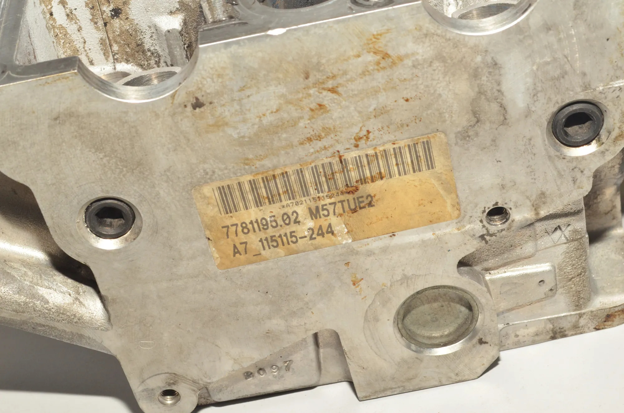 Engine Cylinder Head – OEM 7781195 · BMW 5 (E60) BMW 5 (E60) 530 d 2006 – 9