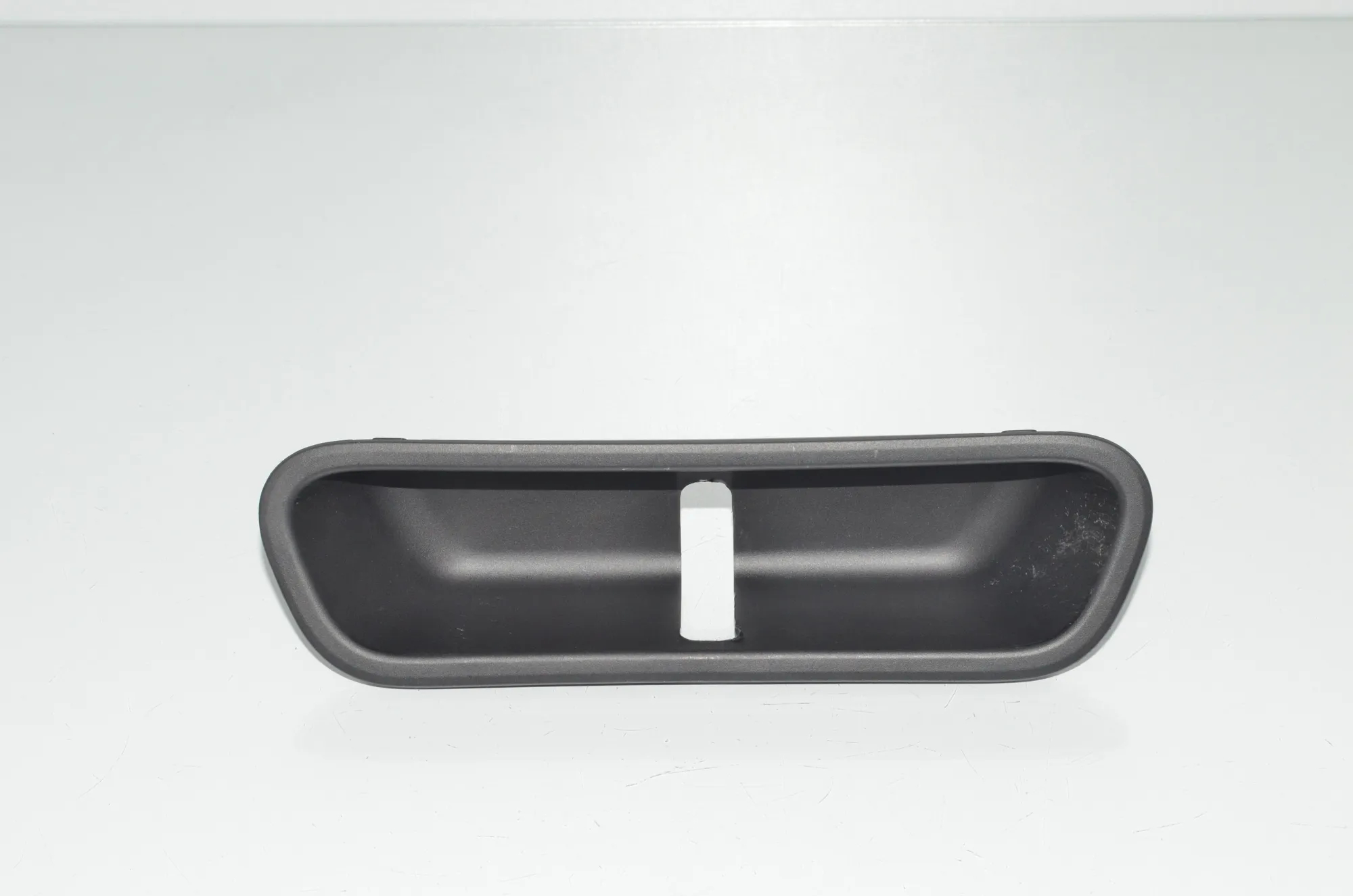 Trunk Boot Lock Trim – OEM 7441646 · BMW X7 (G07) BMW X7 (G07) xDrive 30 d 2020 – 2