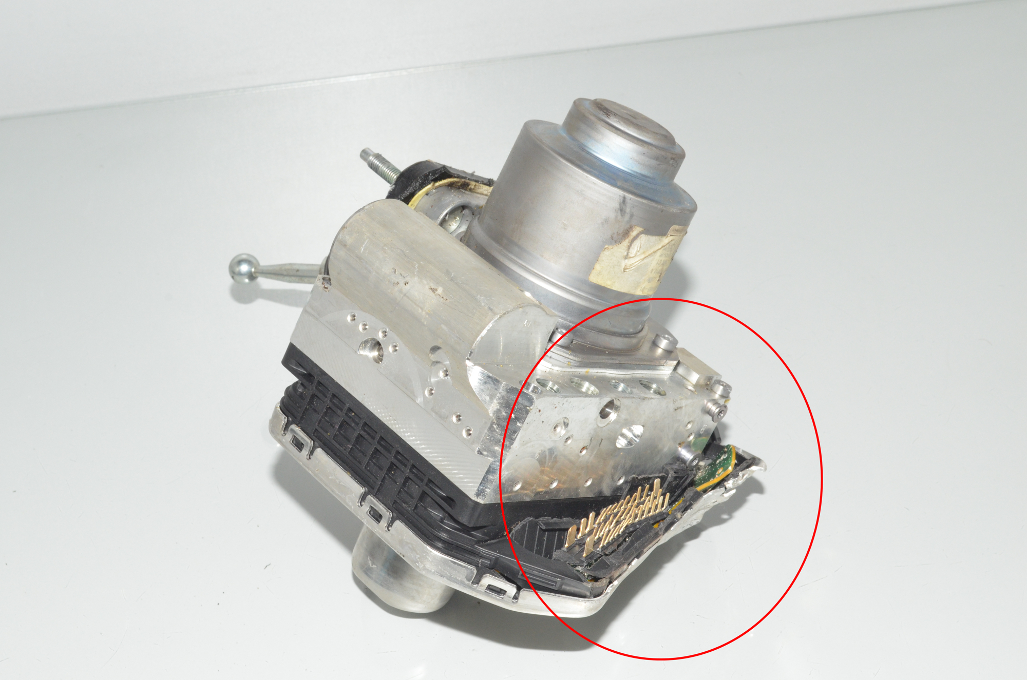 Brake Servo Booster – OEM 6897485 · BMW X7 (G07) (2019 - -) xDrive 30 d 2019 – 5