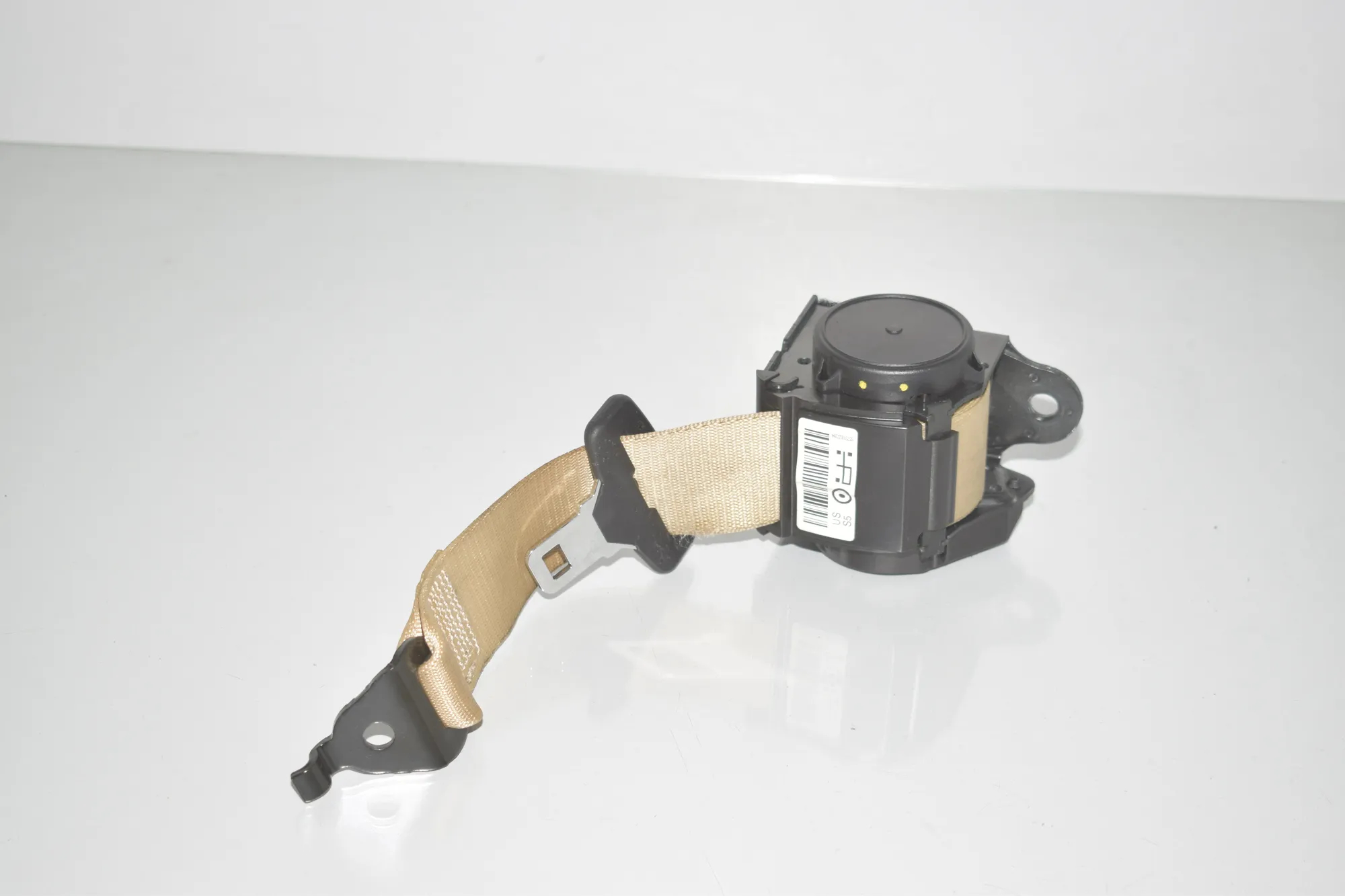 Rear Middle Seatbelt – OEM 7310222 · BMW 3 (F30, F80) 320 i 2017 – 2