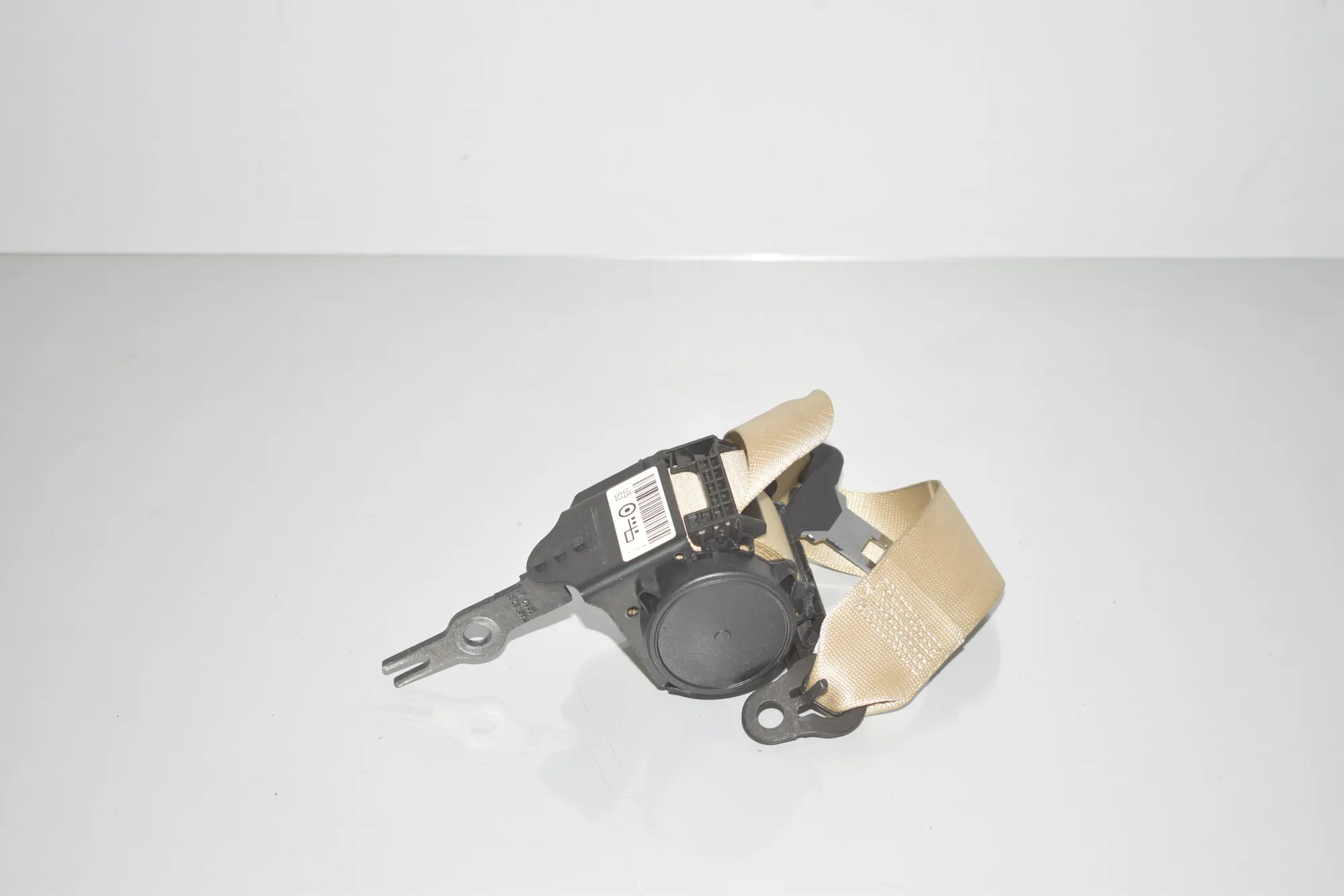 Rear Right Seatbelt – OEM 7310218 · BMW 3 (F30, F80) 320 i 2017 – 3