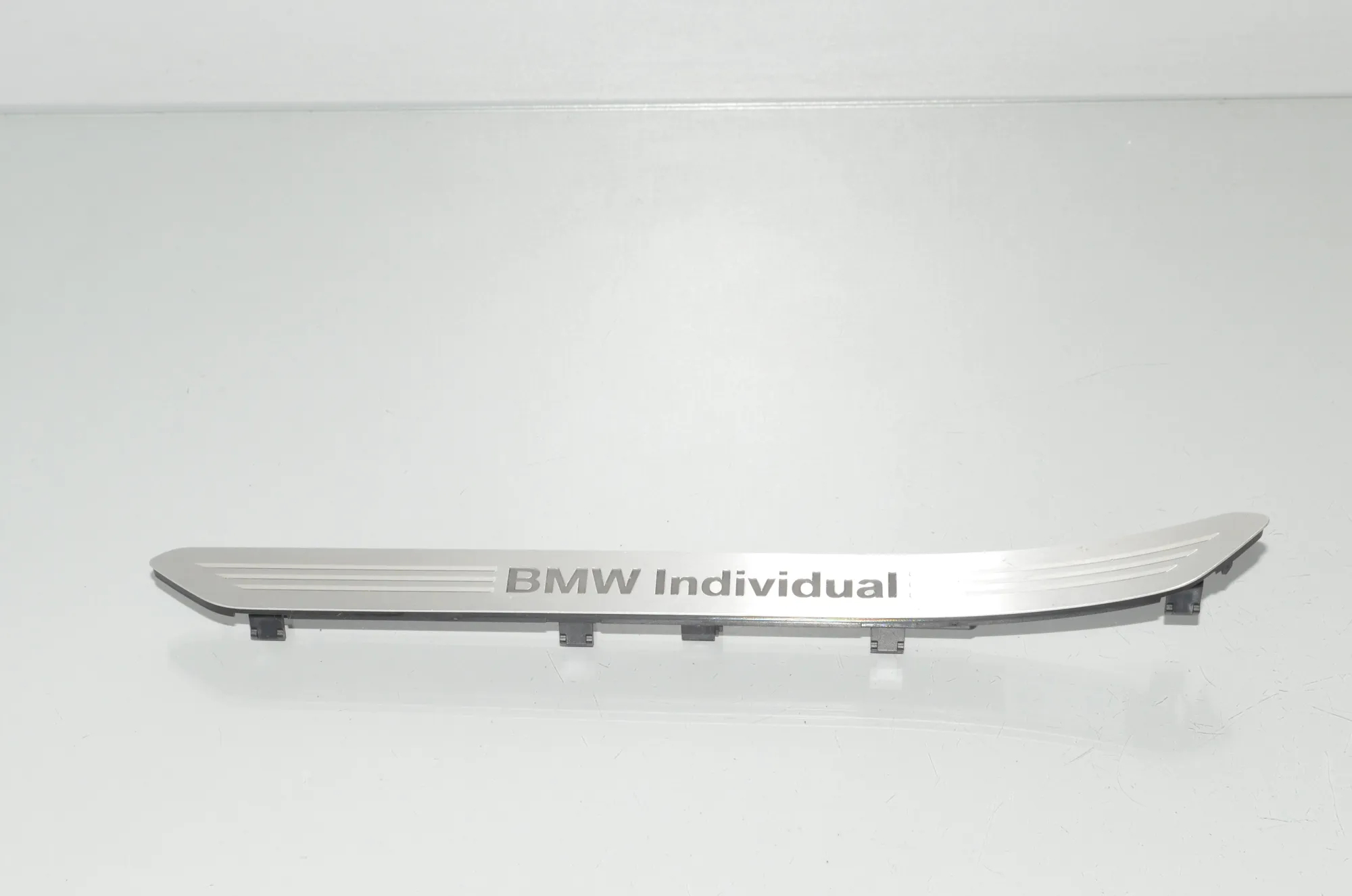 Rear Left Interior Step Trim – OEM 8072245 · BMW X7 (G07) (2019 - -) xDrive 30 d 2019
