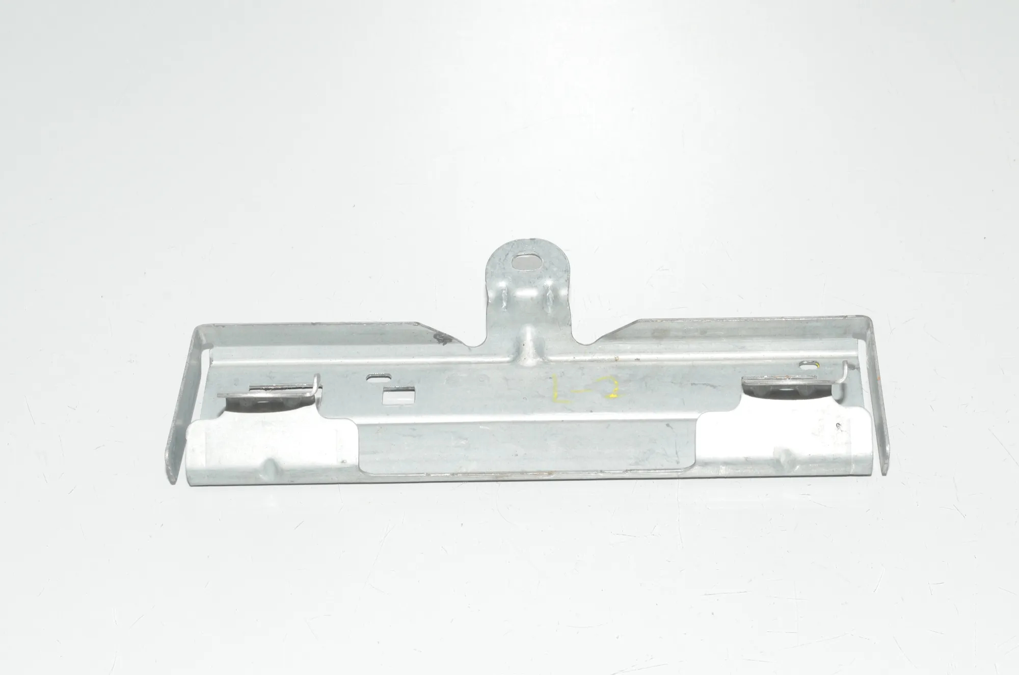 Bracket – OEM 7451376 · BMW X7 (G07) (2019 - -) xDrive 30 d 2019 – 3