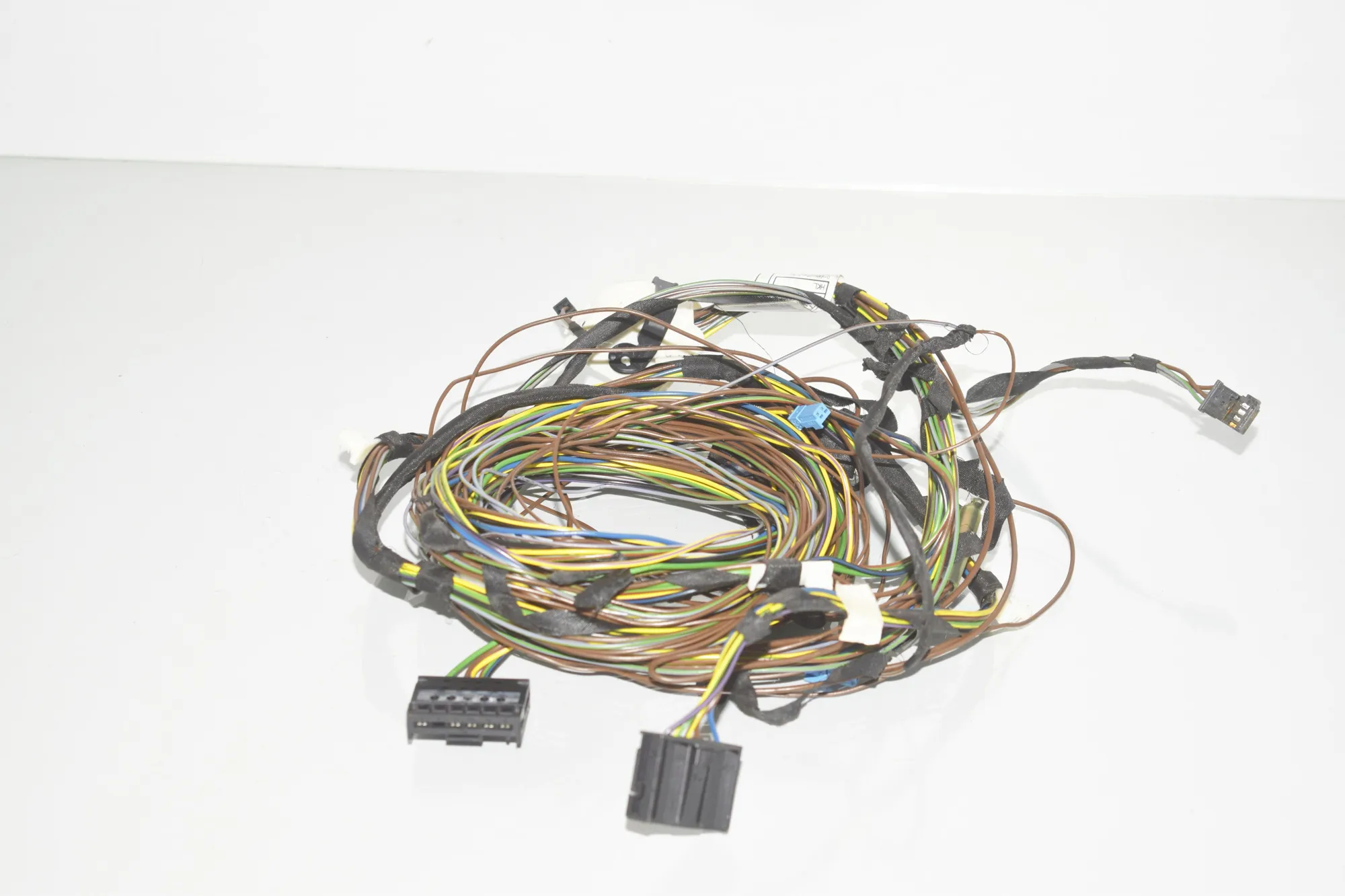 Tailgate Bootlid Wiring – OEM 9365053 · BMW 3 (F30, F80) 320 i 2017 – 2