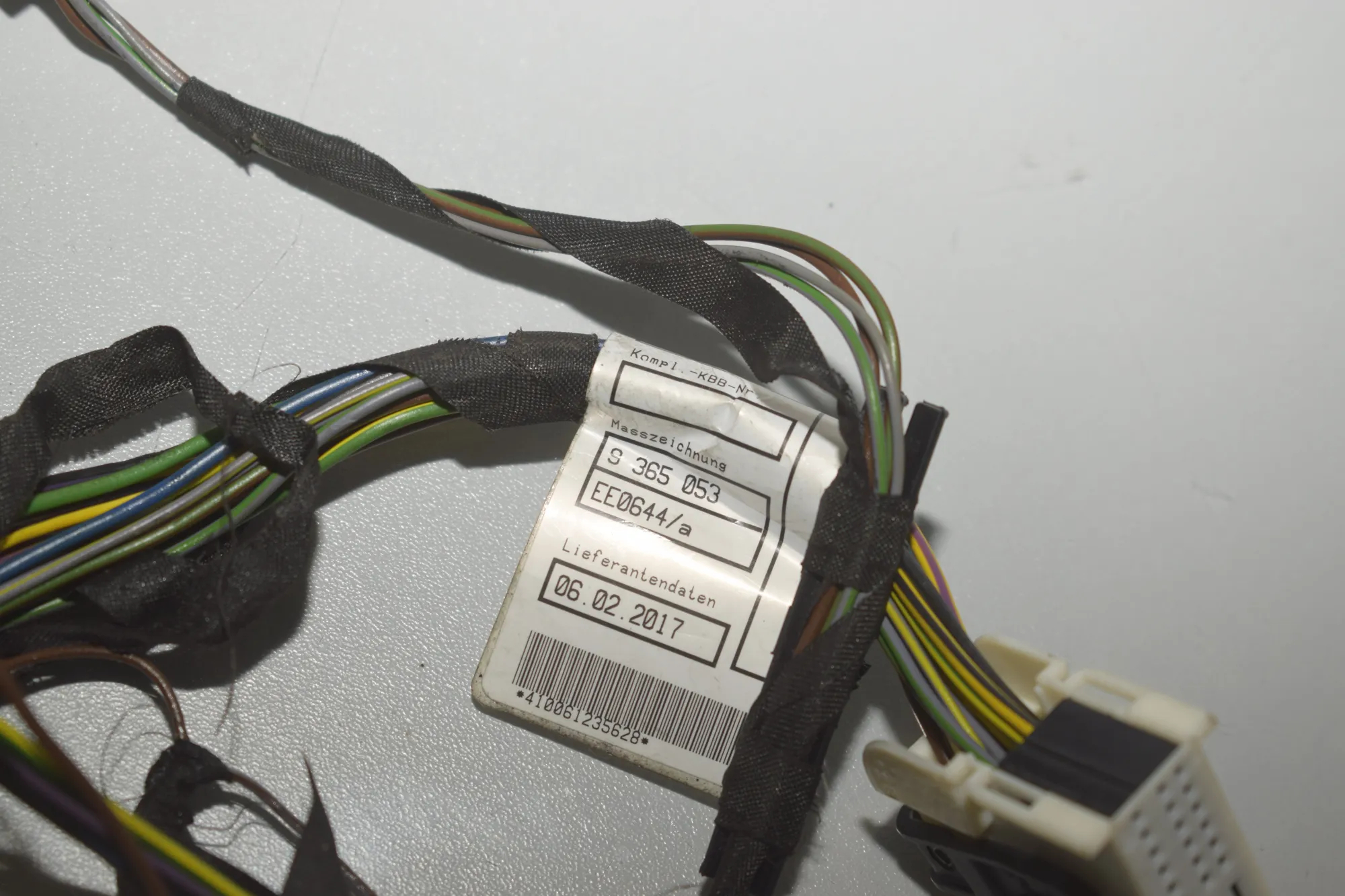 Tailgate Bootlid Wiring – OEM 9365053 · BMW 3 (F30, F80) 320 i 2017 – 6