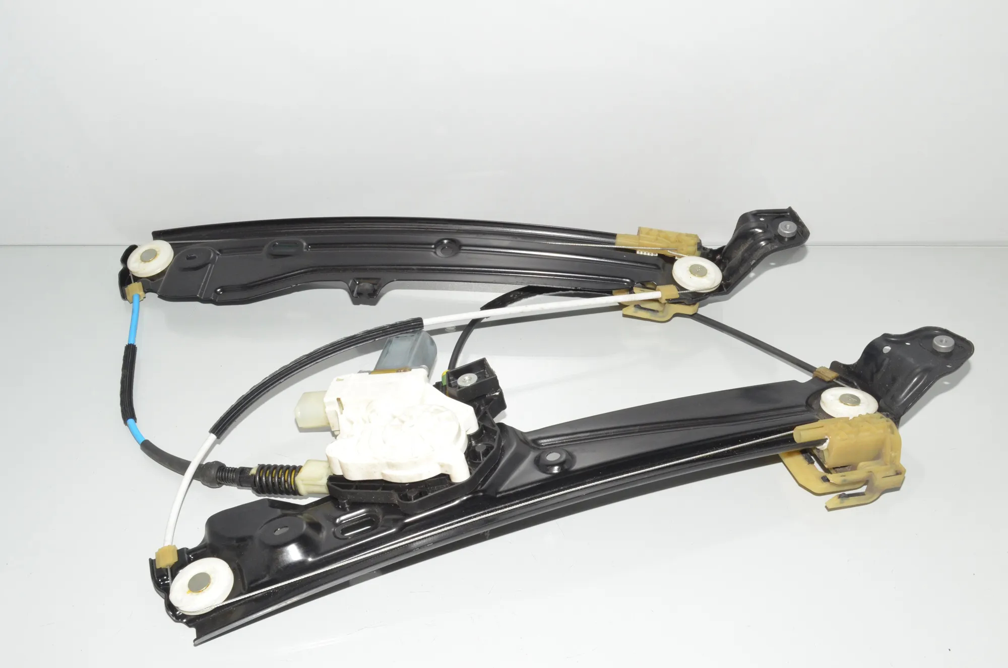 Front Left Door Window Regulator – OEM 7248171 · BMW 5 Touring (F11) 535 d 2012 – 2