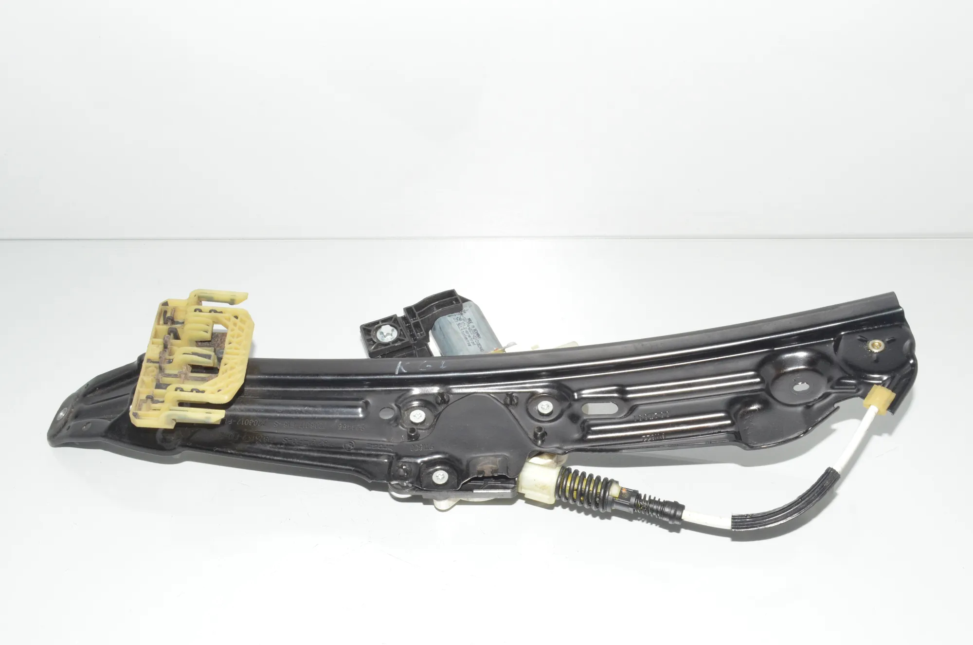 Rear Left Door Window Regulator – OEM 7182613 · BMW 5 Touring (F11) 535 d 2012 – 3