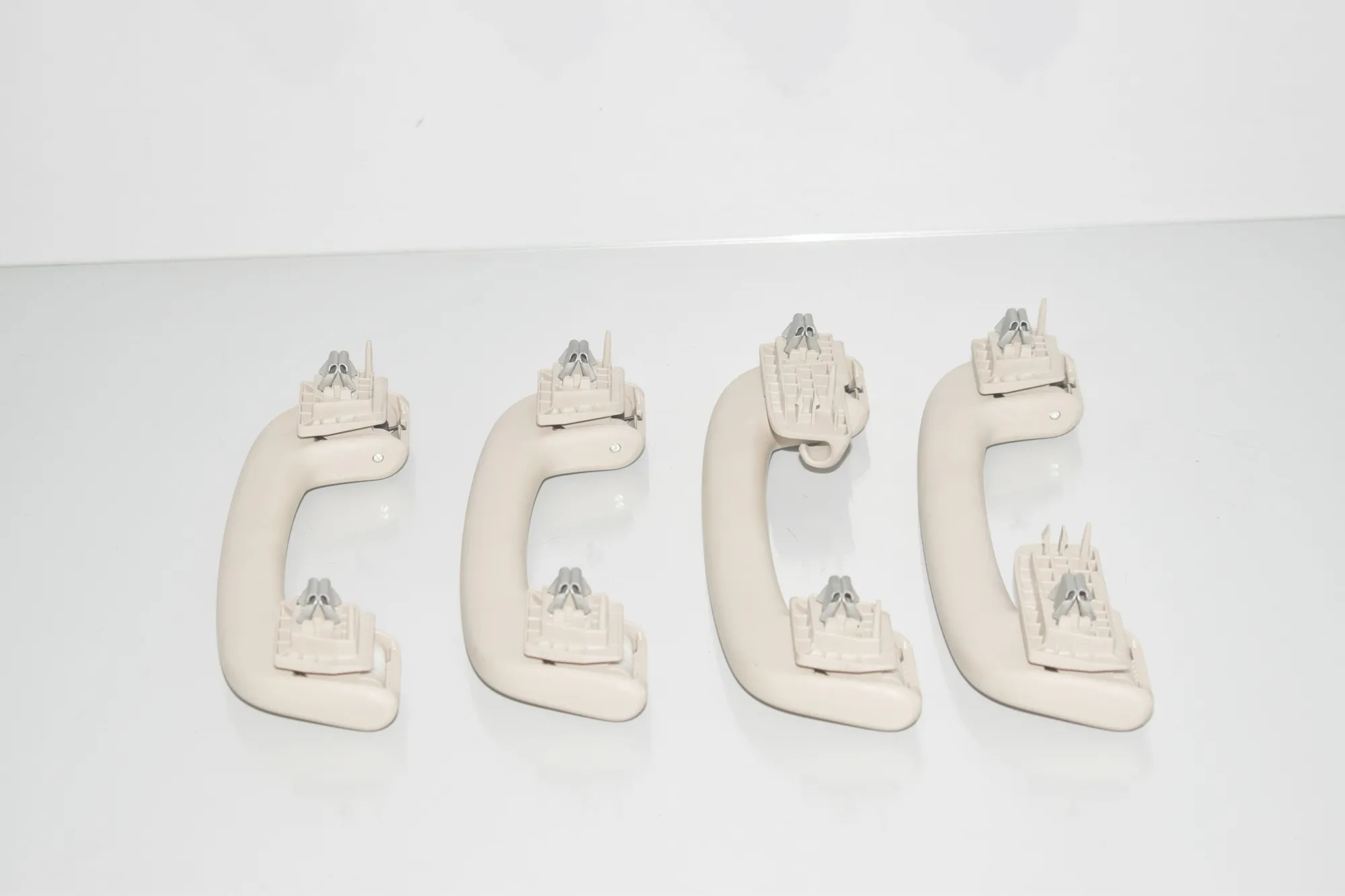 Interior Roof Handle Set – OEM 7499074 · BMW 3 (F30, F80) 320 i 2017 – 2