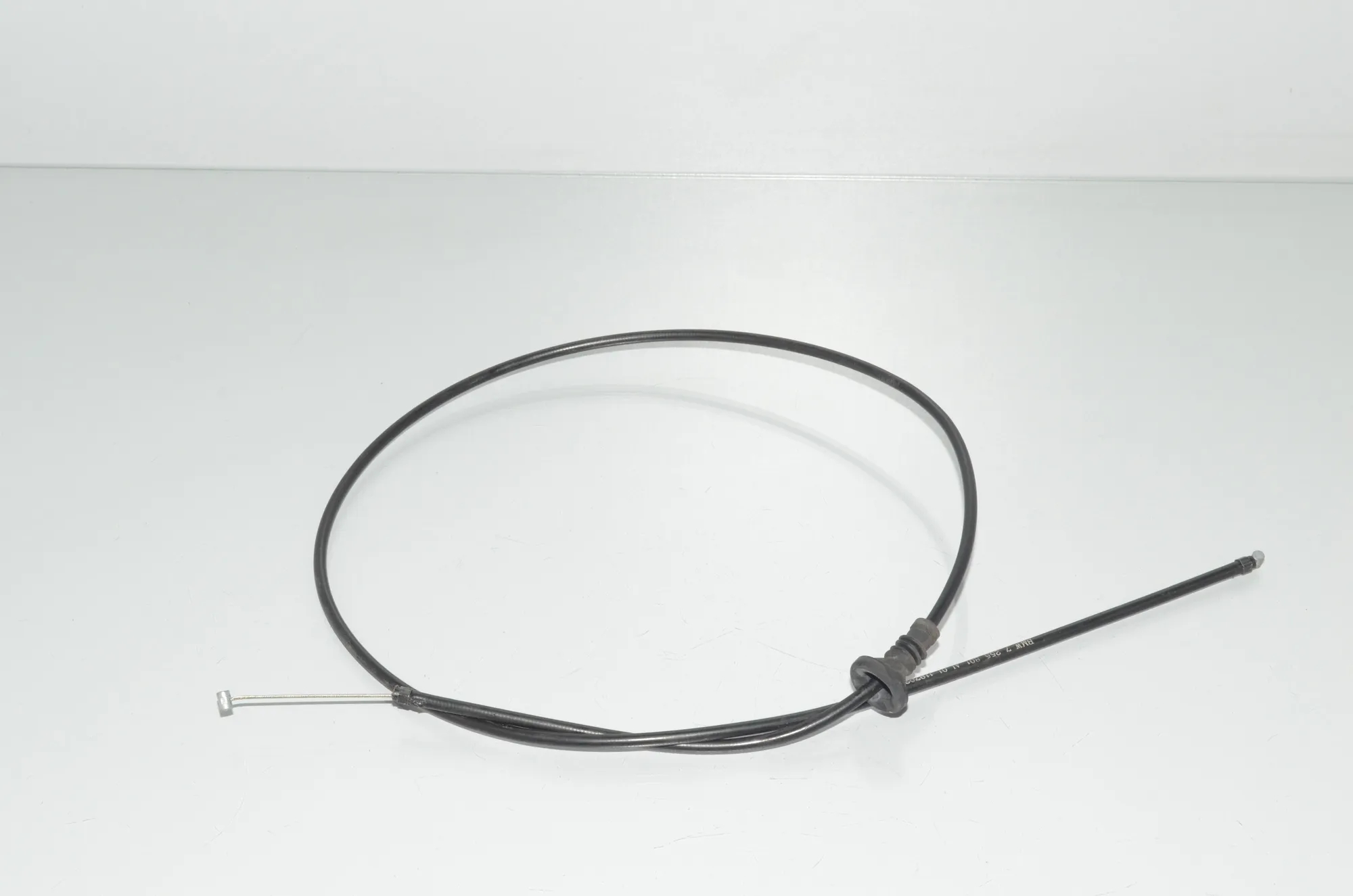 Bonnet Lock Cable – OEM 7255801 · BMW 5 Touring (F11) 535 d 2012 – 4