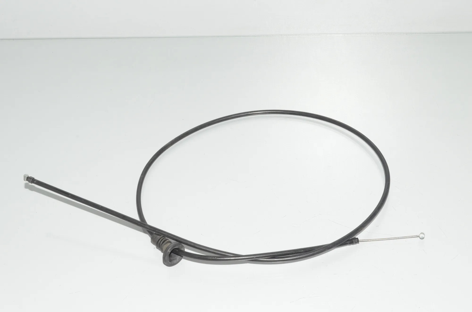 Bonnet Lock Cable – OEM 7255801 · BMW 5 Touring (F11) 535 d 2012 – 2
