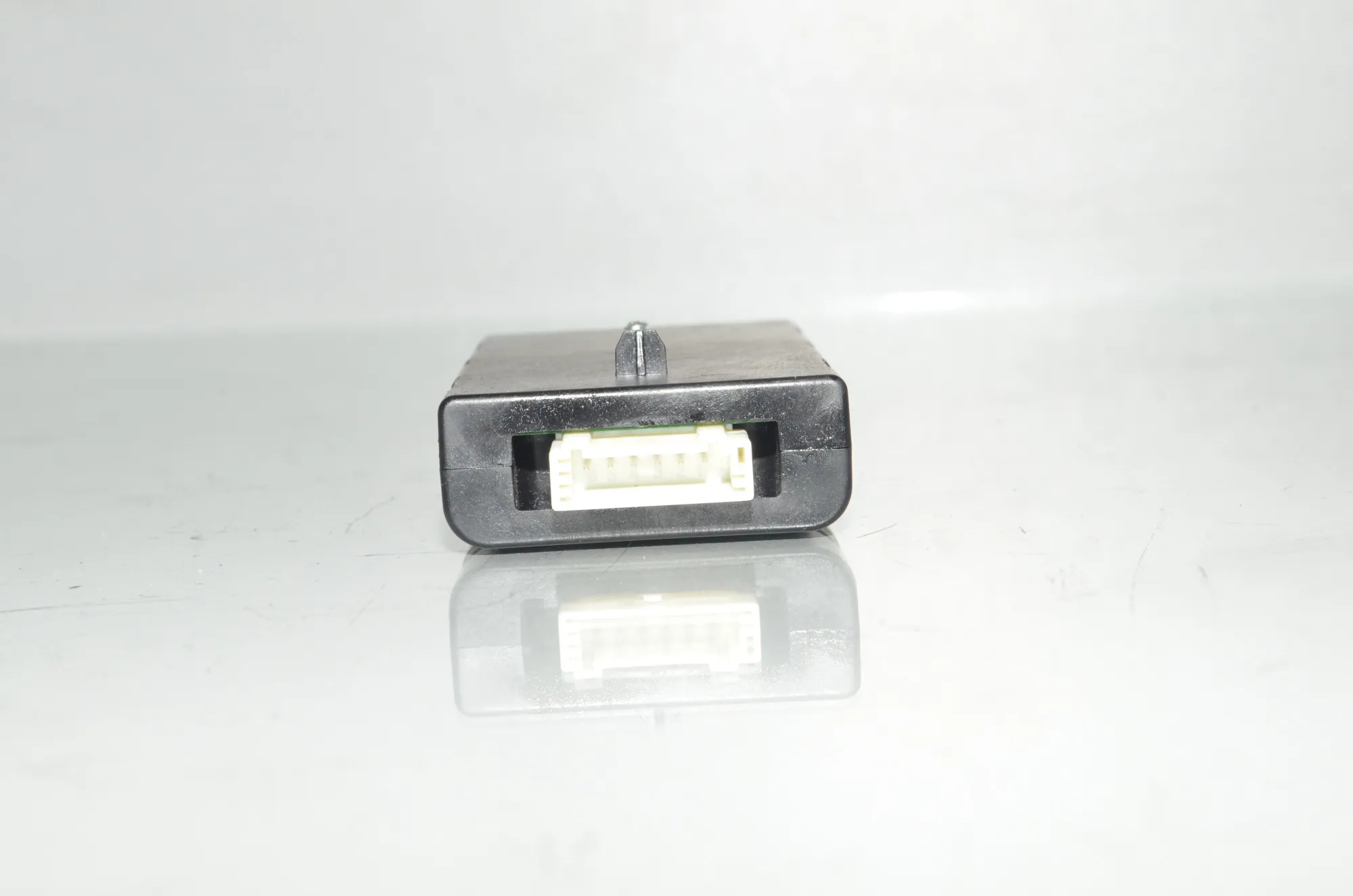 Antenna Amplifier – OEM 9199865 · BMW 5 Touring (F11) 535 d 2012 – 5
