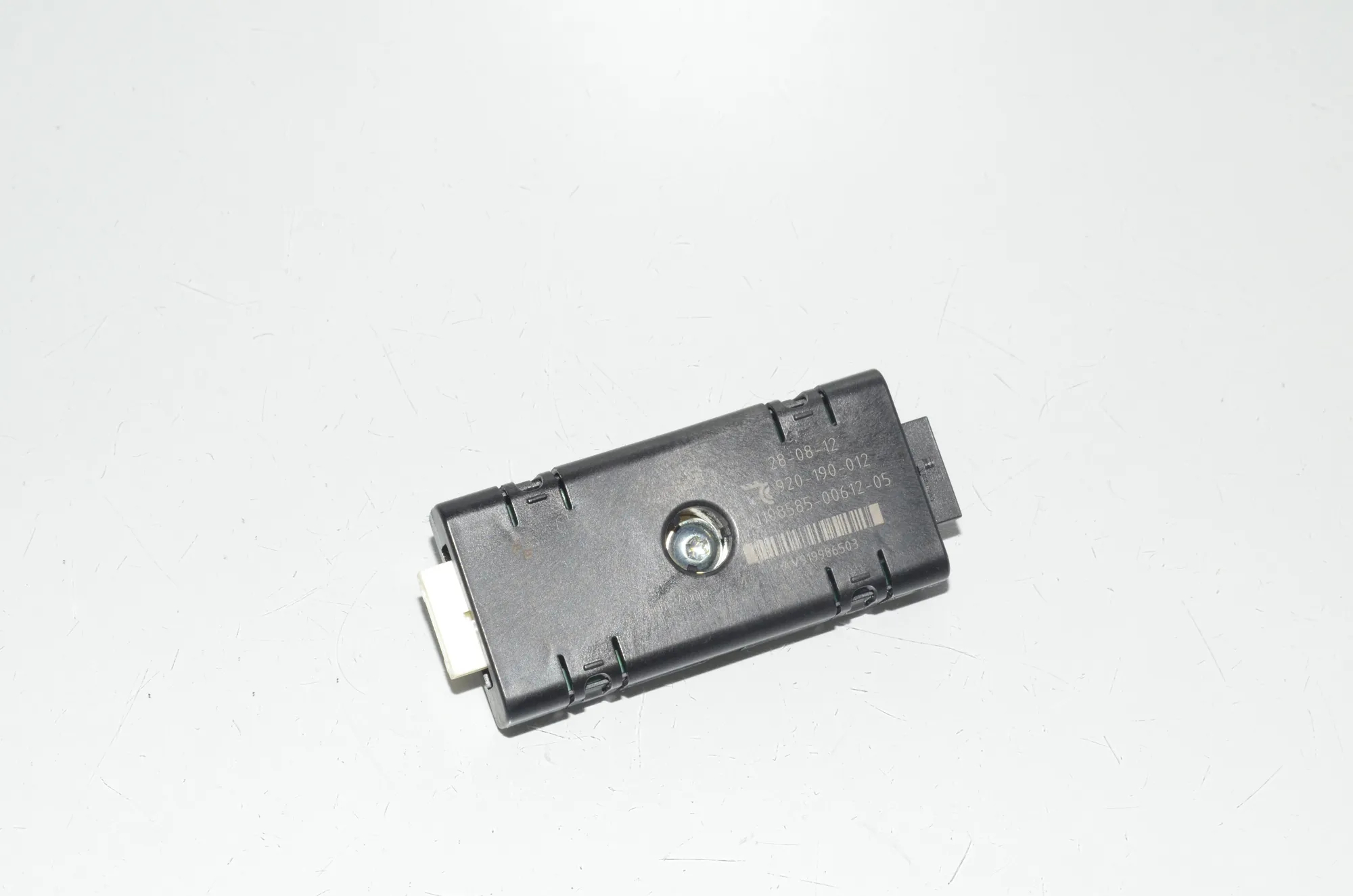 Antenna Amplifier – OEM 9199865 · BMW 5 Touring (F11) 535 d 2012 – 2