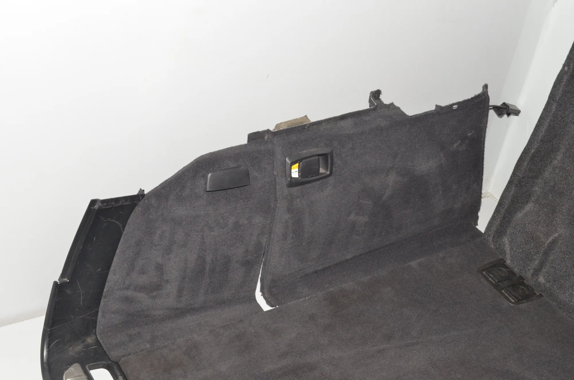 Trunk Trim Kit – OEM 9168501 · BMW 5 Touring (F11) 535 d 2012 – 6