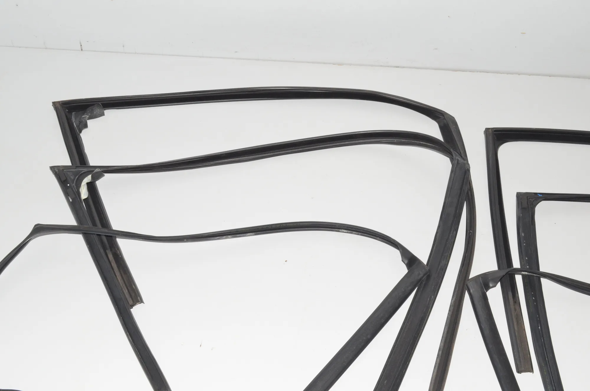 Door Seal Rubber Kit – OEM 7199784 · BMW 5 Touring (F11) 535 d 2012 – 5