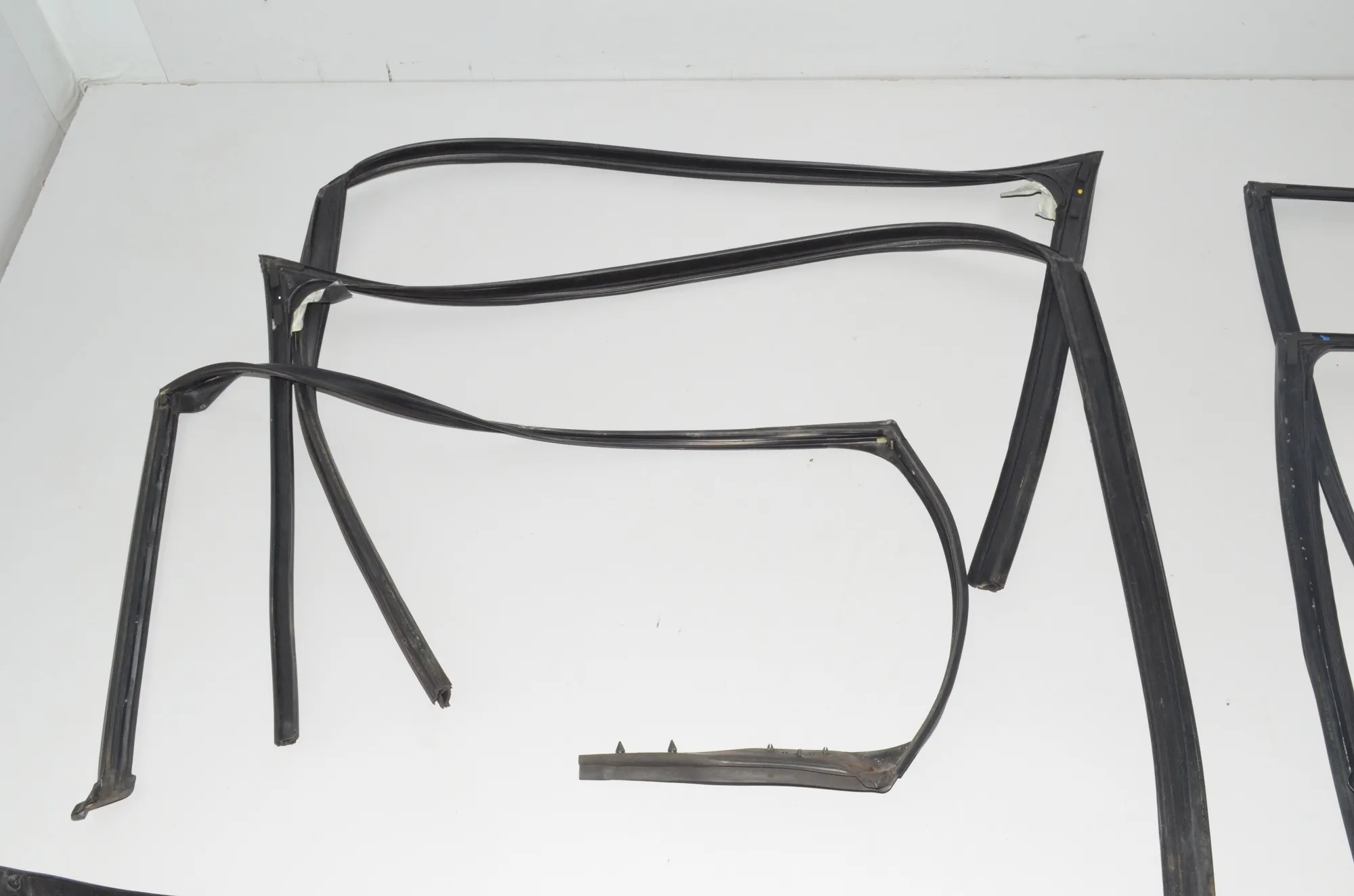 Door Seal Rubber Kit – OEM 7199784 · BMW 5 Touring (F11) 535 d 2012 – 11