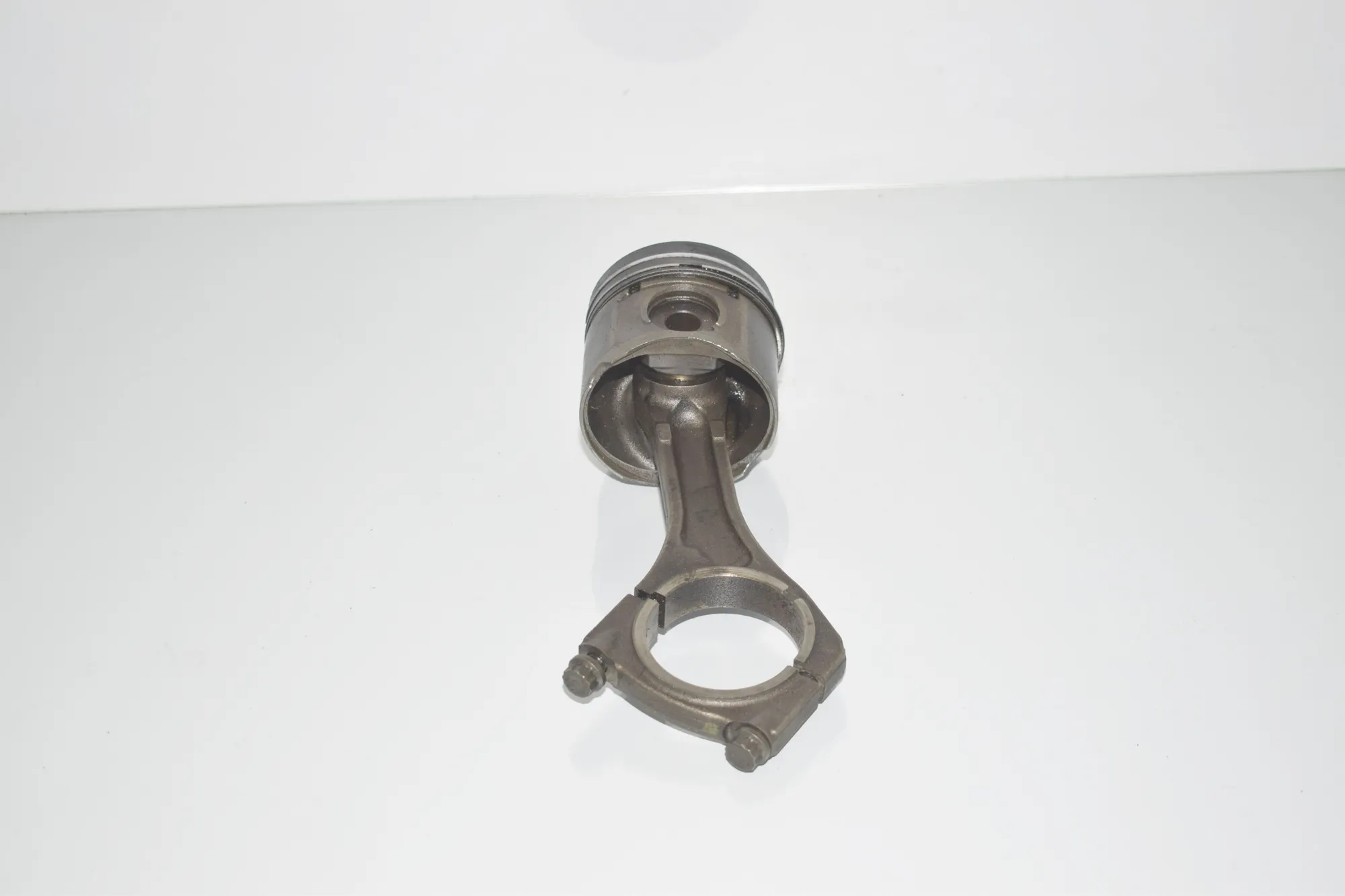 Piston · BMW 7 (E38) BMW 7 (E38) 740 d 2001 – 3