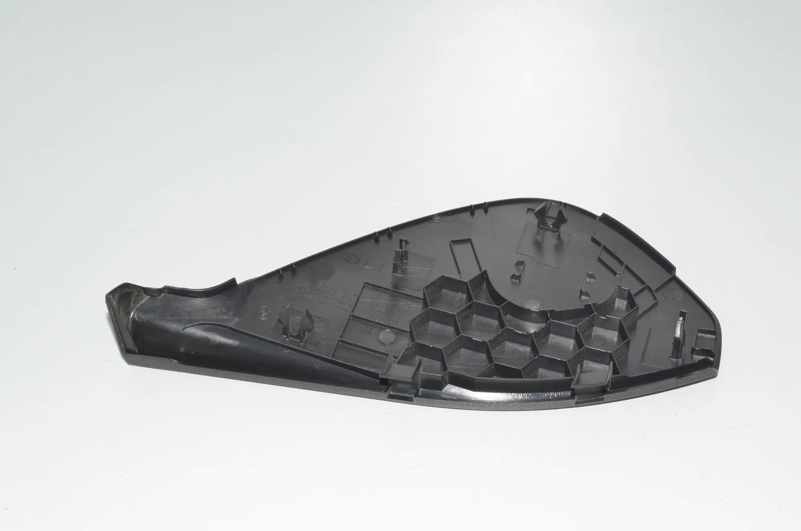 Dashboard Side Trim – OEM 9209788 · BMW 5 Touring (F11) 535 d 2012 – 3
