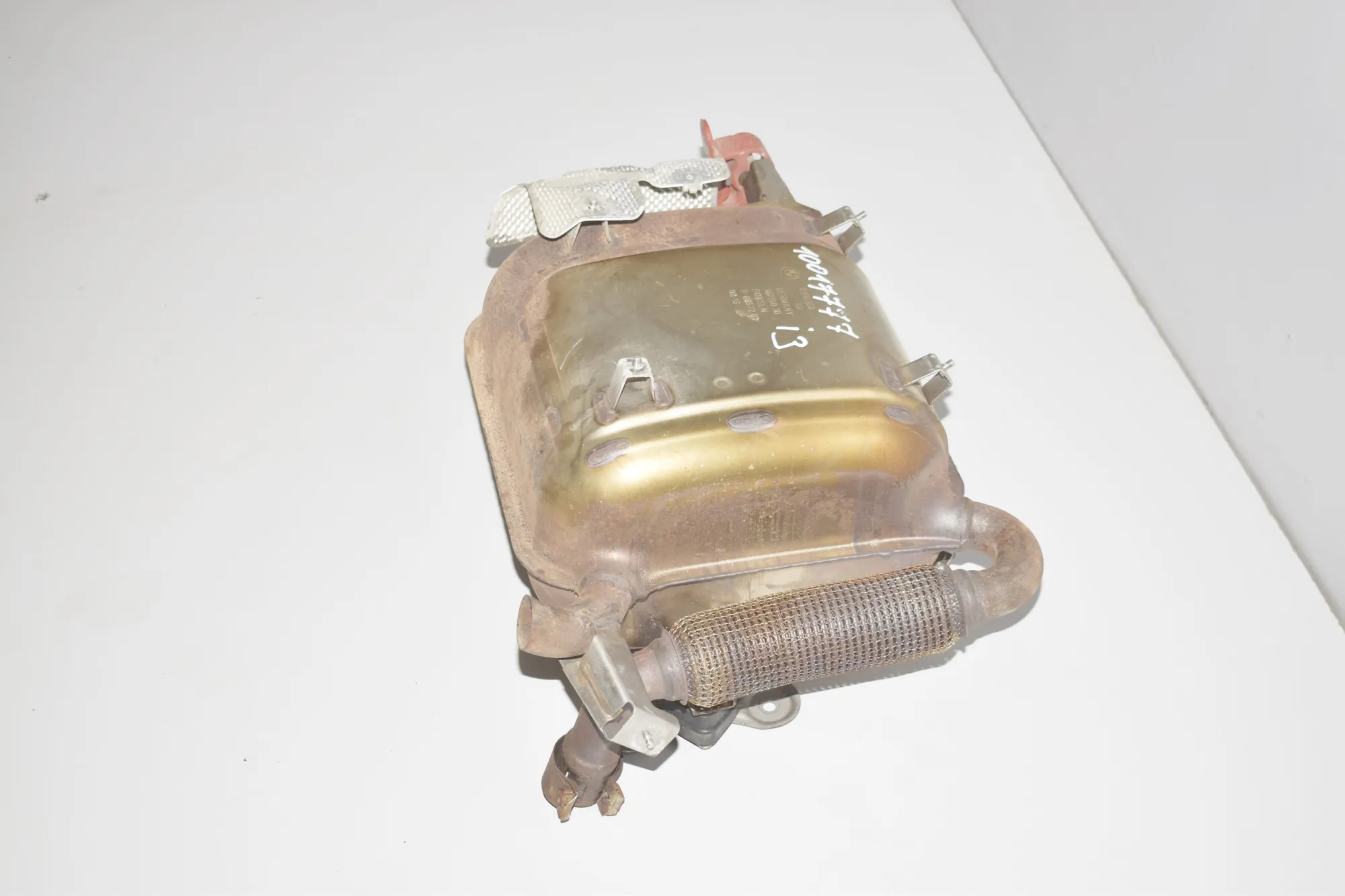 Muffler Exhaust Tank – OEM 8614958 · BMW i3 (I01) Hybrid 2016 – 2