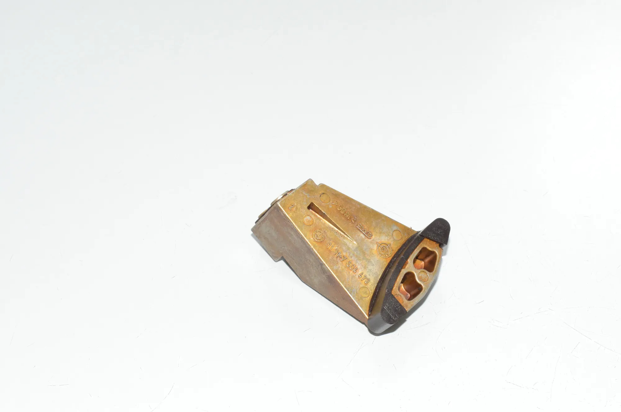 Other Engine Compartment Parts – OEM 7504473 · BMW 7 (E65, E66, E67) BMW 7 (E65, E66, E67) 735 i 2006 – 3