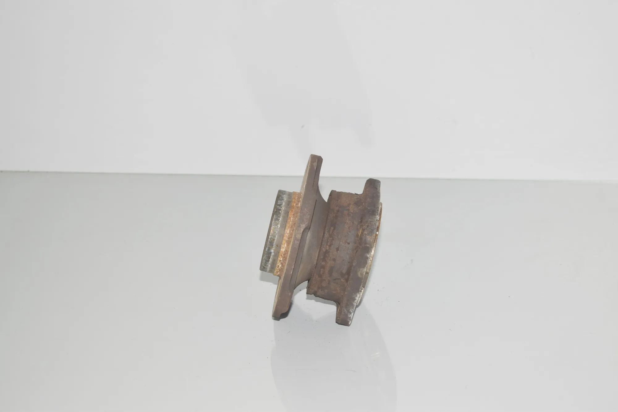 Rear Left Wheel Bearing – OEM 6867806 · BMW 5 Touring (F11) 535 d 2012 – 2