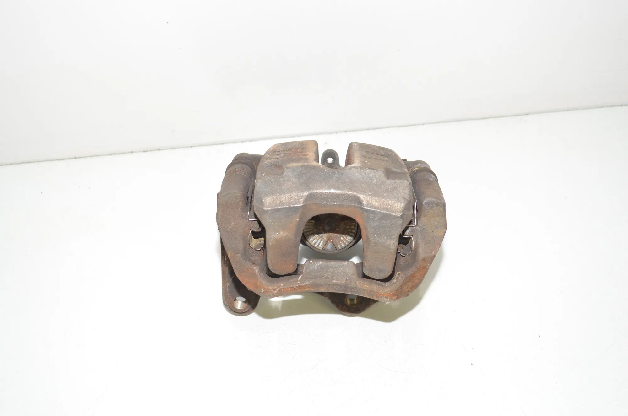 Rear Left Brake Caliper – OEM 6891767 · BMW X7 (G07) (2019 - -) xDrive 30 d 2019 – 4