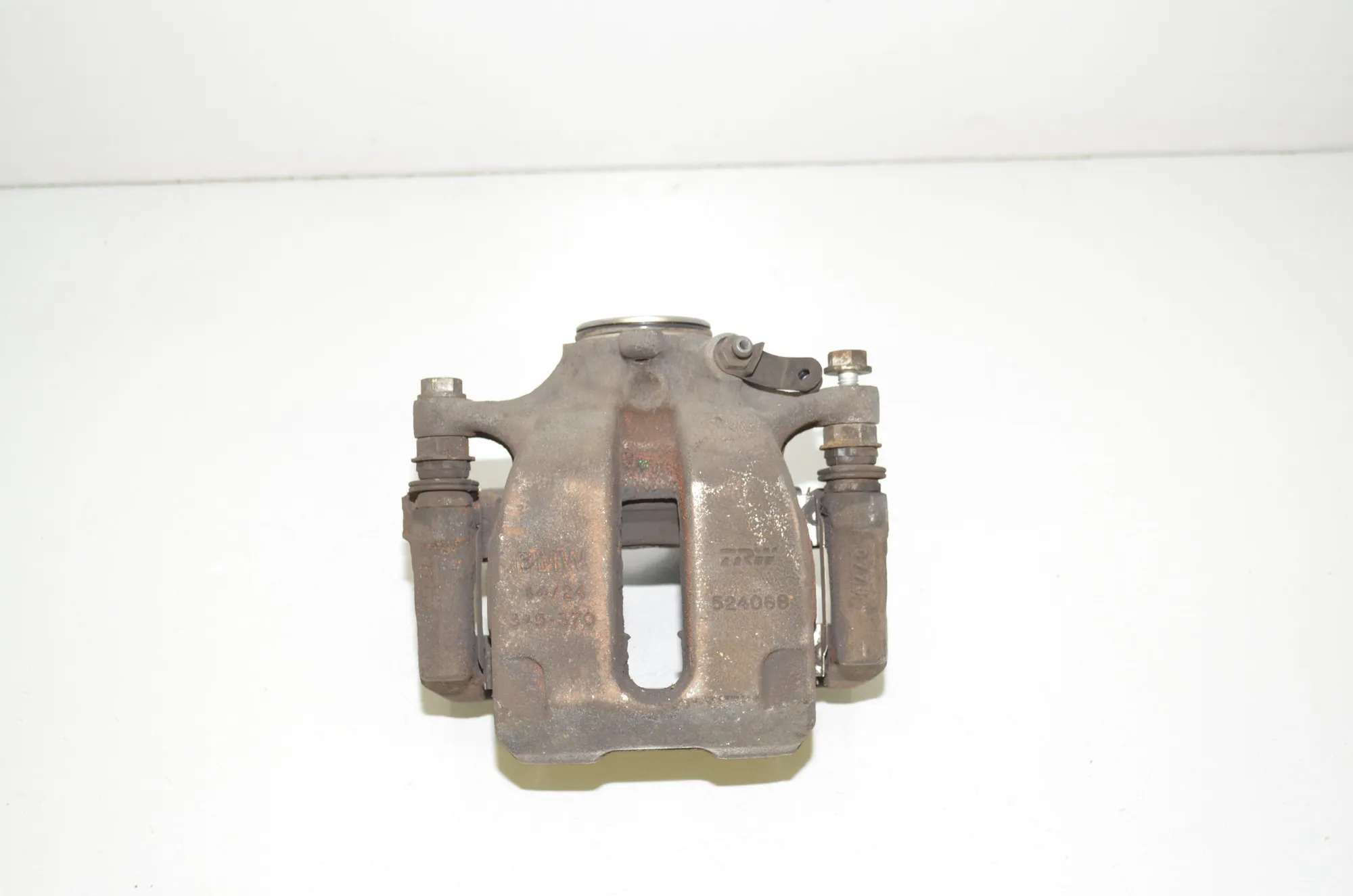 Rear Left Brake Caliper – OEM 6891767 · BMW X7 (G07) (2019 - -) xDrive 30 d 2019 – 3
