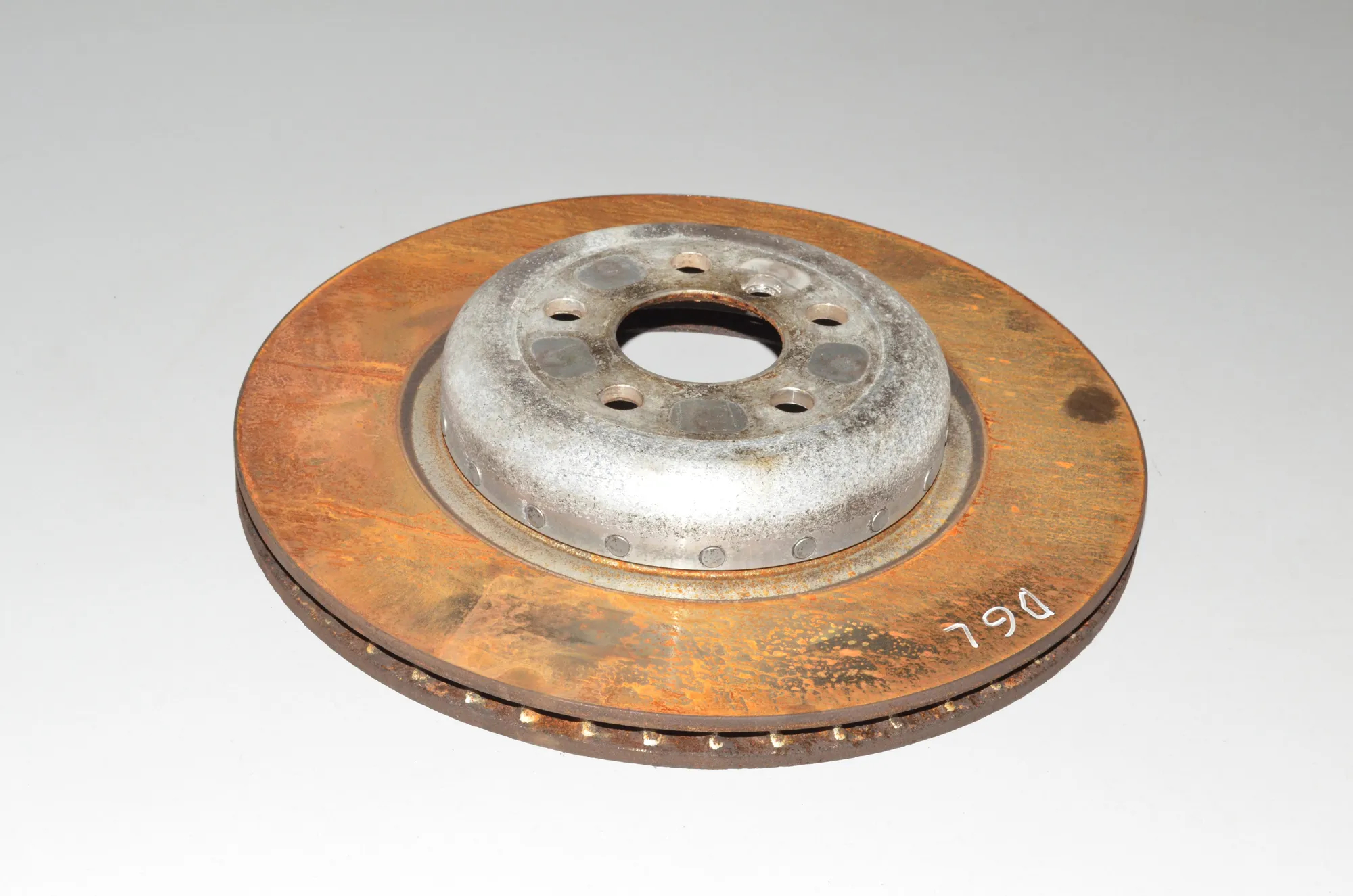 Rear Right Brake Disc – OEM 6898494 · BMW X7 (G07) (2019 - -) xDrive 30 d 2019 – 2
