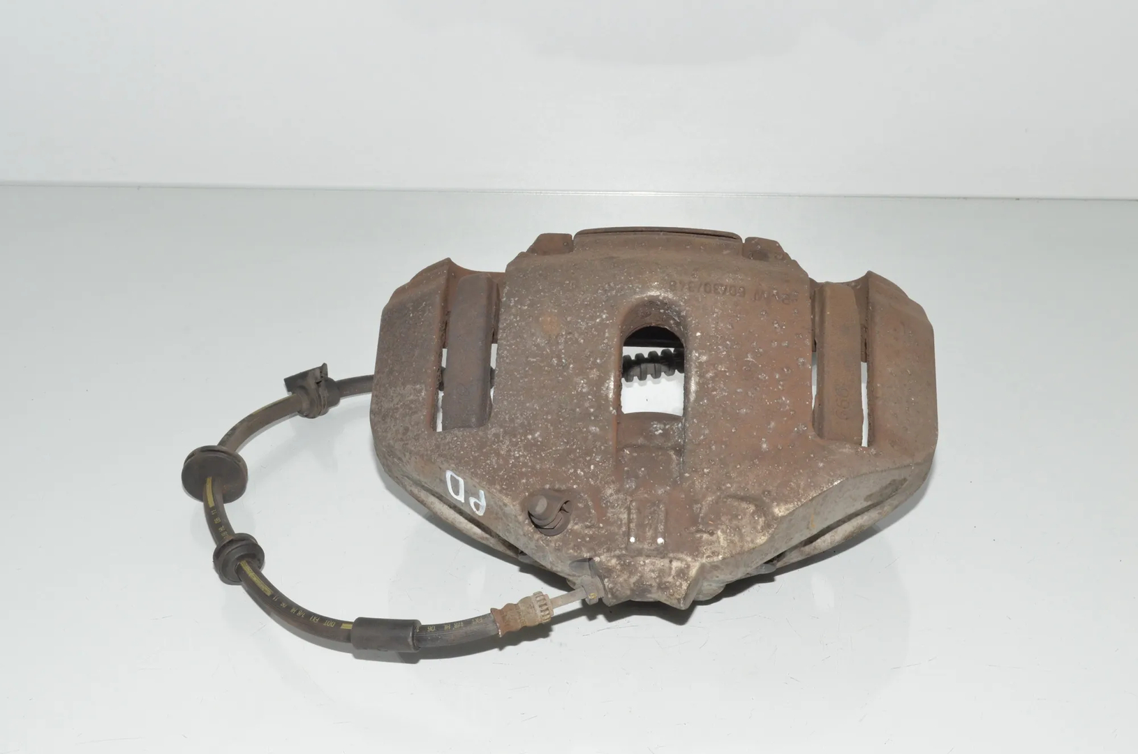Front Right Brake Caliper – OEM 6792690 · BMW 5 Touring (F11) 525 d 2011