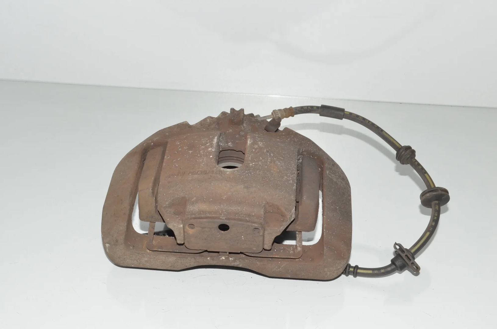 Front Right Brake Caliper – OEM 6792690 · BMW 5 Touring (F11) 525 d 2011 – 2