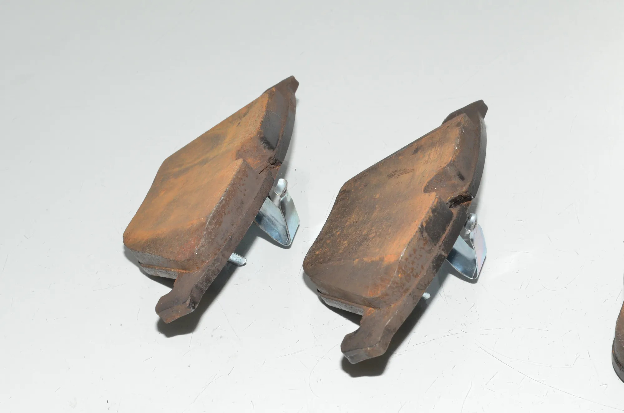 Front Brake Pads – OEM 0586494549 · BMW 5 Touring (F11) 525 d 2011 – 5