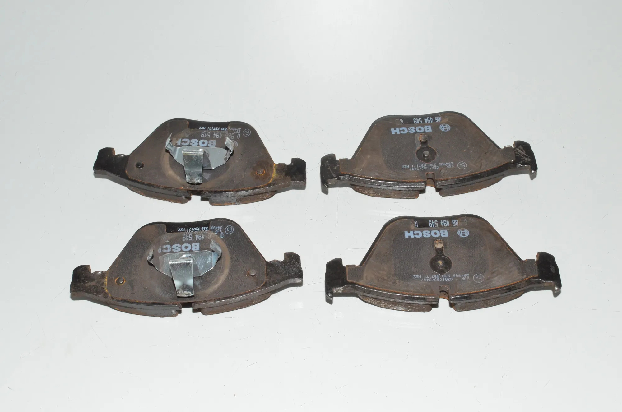 Front Brake Pads – OEM 0586494549 · BMW 5 Touring (F11) 525 d 2011
