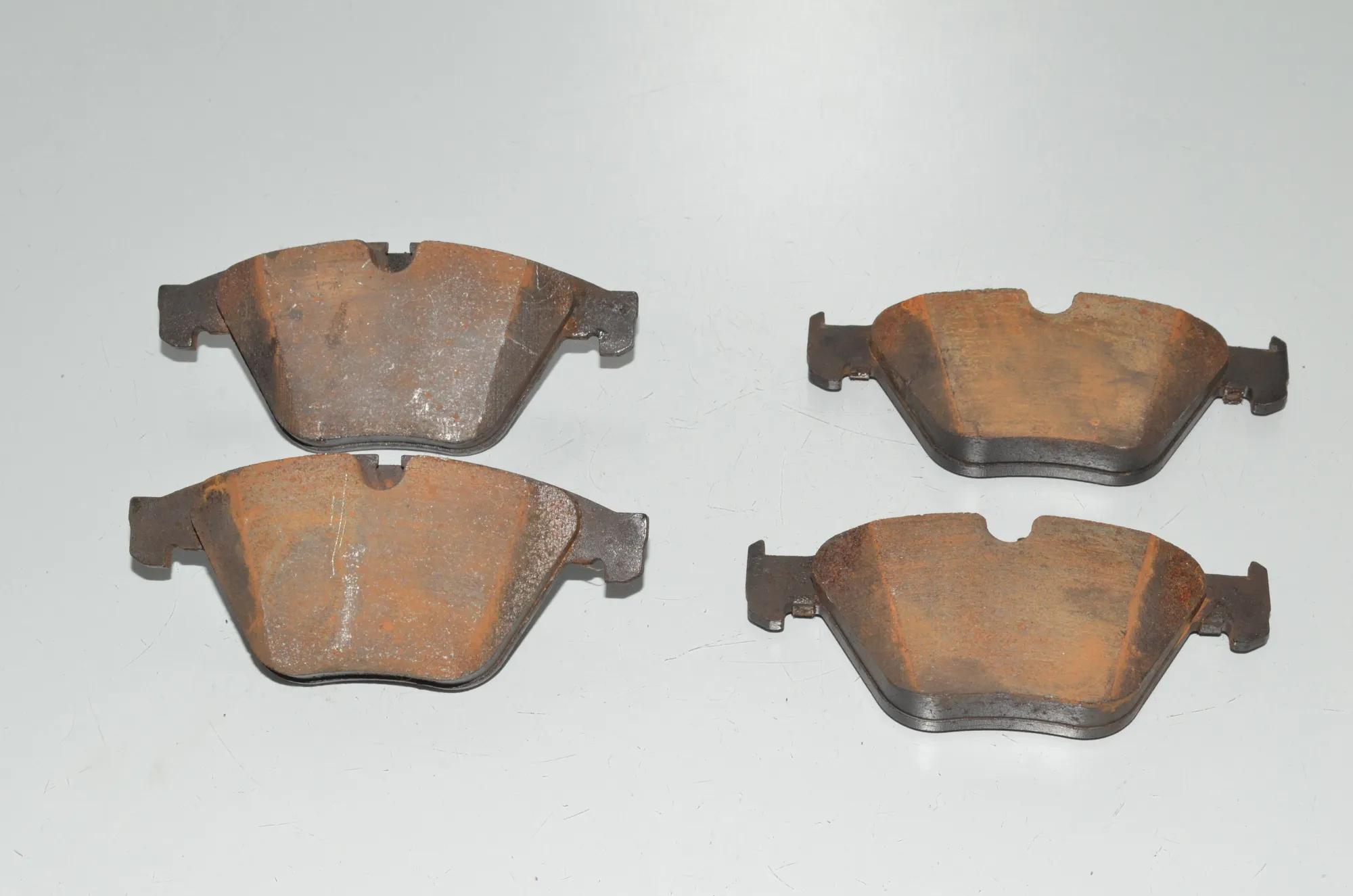Front Brake Pads – OEM 0586494549 · BMW 5 Touring (F11) 525 d 2011 – 3
