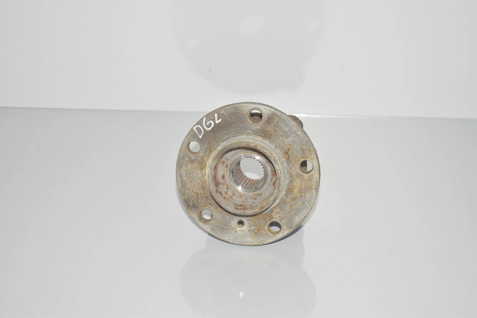 Rear Right Wheel Bearing – OEM 6867806 · BMW 5 Touring (F11) M 550 d xDrive 2012