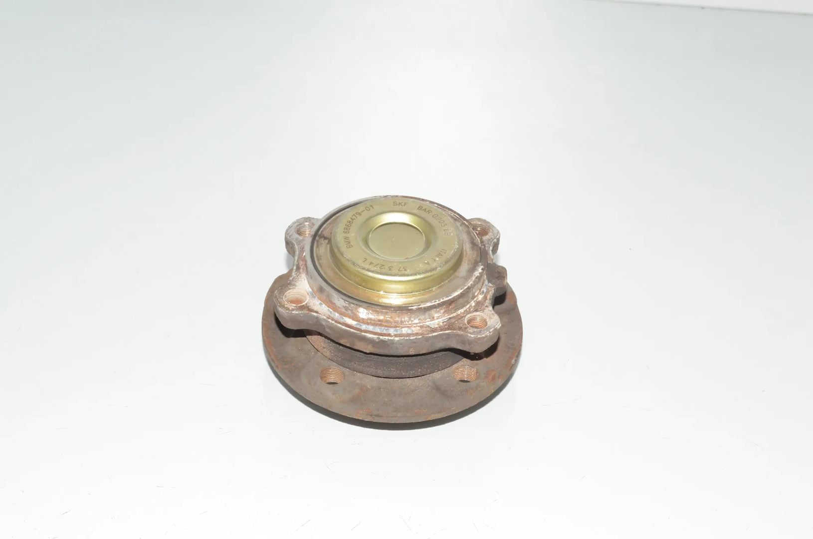 Front Left Wheel Bearing – OEM 6868479 · BMW 5 Touring (F11) 525 d 2011 – 3