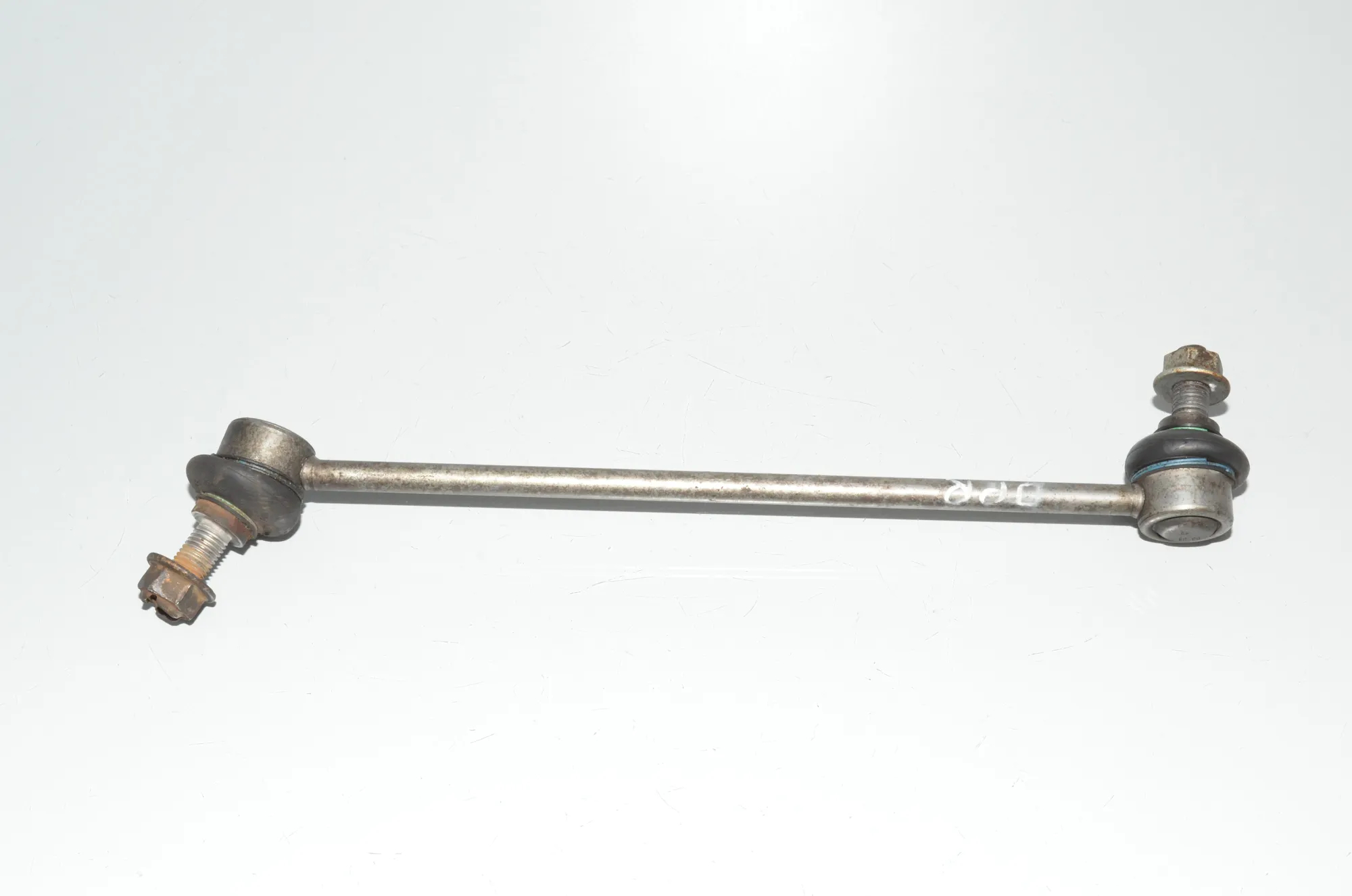 Front Right Stabilizer Link – OEM 6777319 · BMW 5 Touring (F11) M 550 d xDrive 2012 – 2