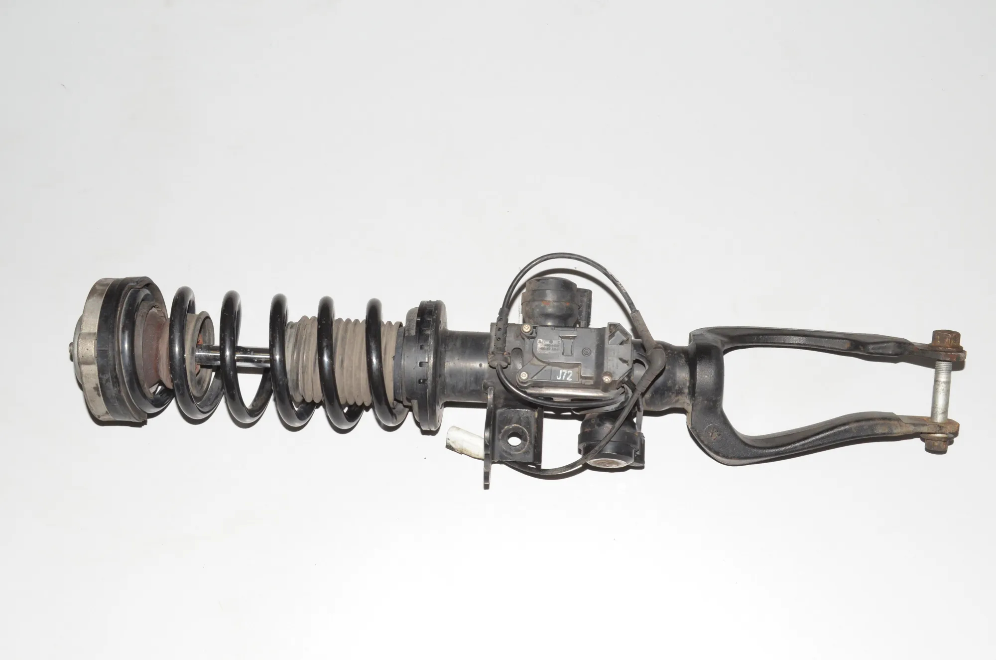 Front Left Shock Absorber – OEM 6856983 · BMW 5 Touring (F11) M 550 d xDrive 2012