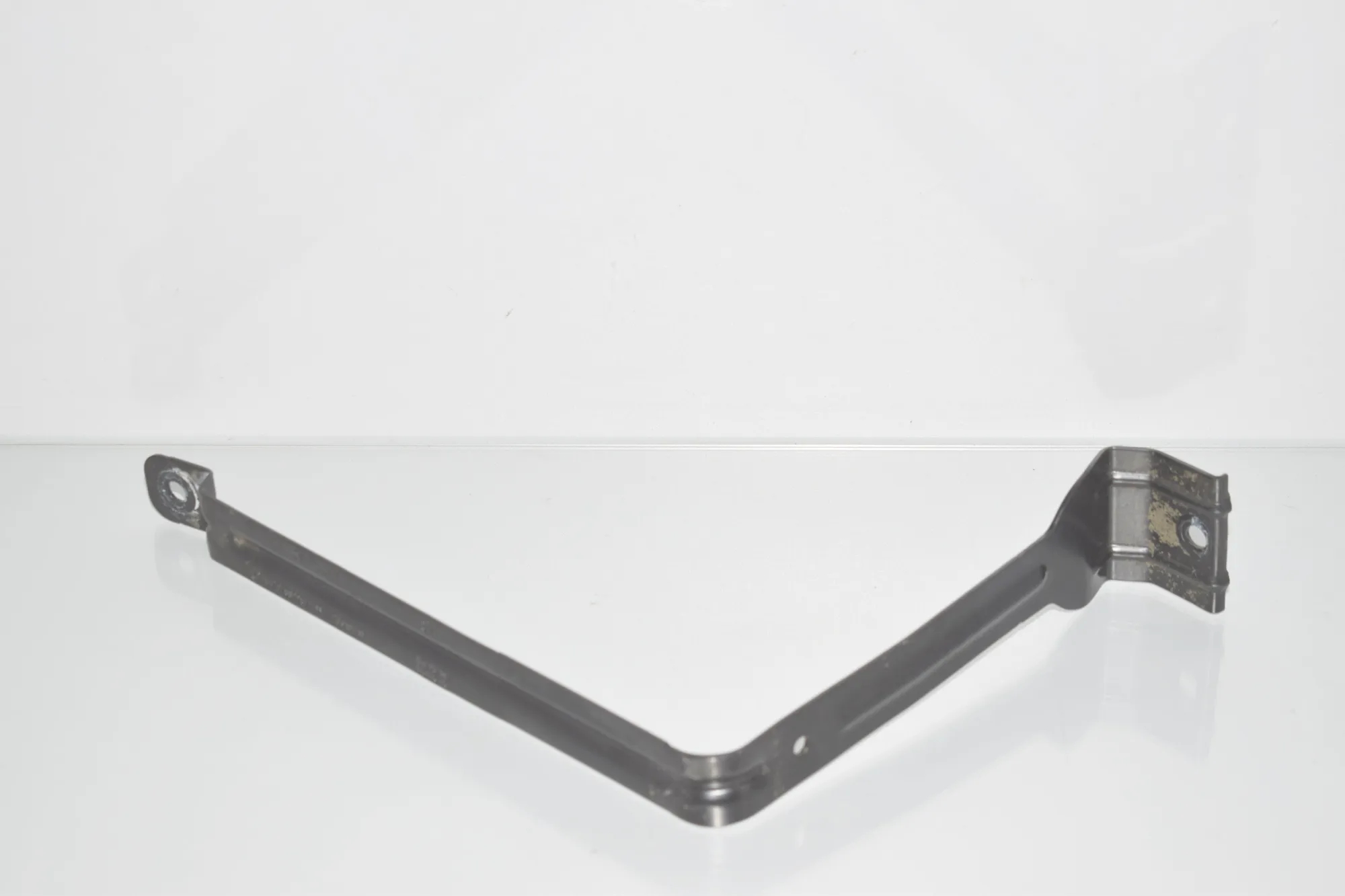 Battery Holder – OEM 7609962 · BMW 5 Touring (F11) 525 d 2011