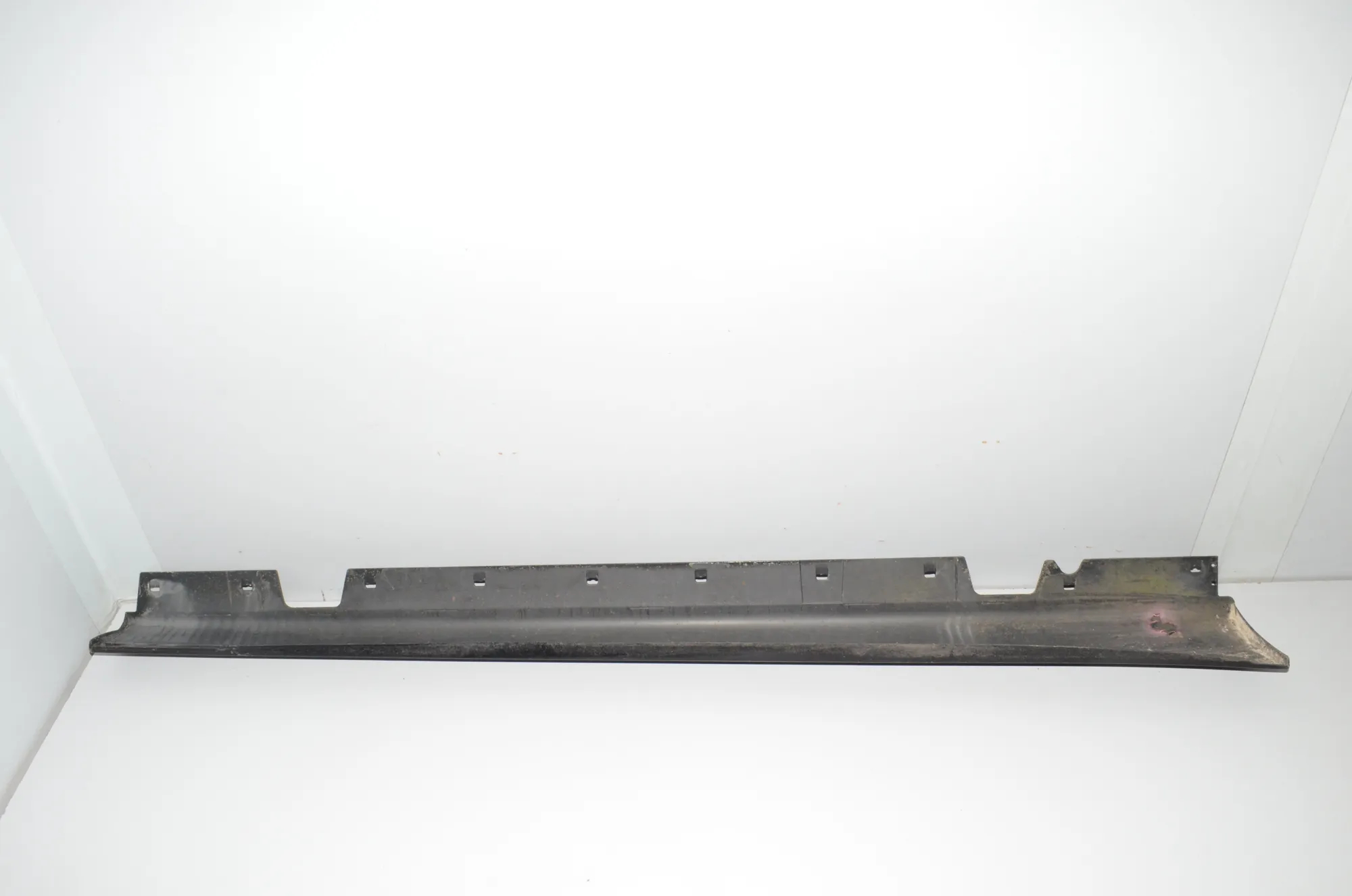 Left Side Plastic Sideskirt Cover – OEM 7906507 · BMW 3 (E90) 325 d 2010 – 3