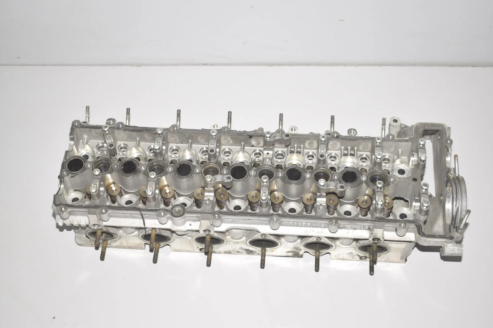Engine Cylinder Head – OEM 7781204 · BMW 5 (E60) 530 d 2003