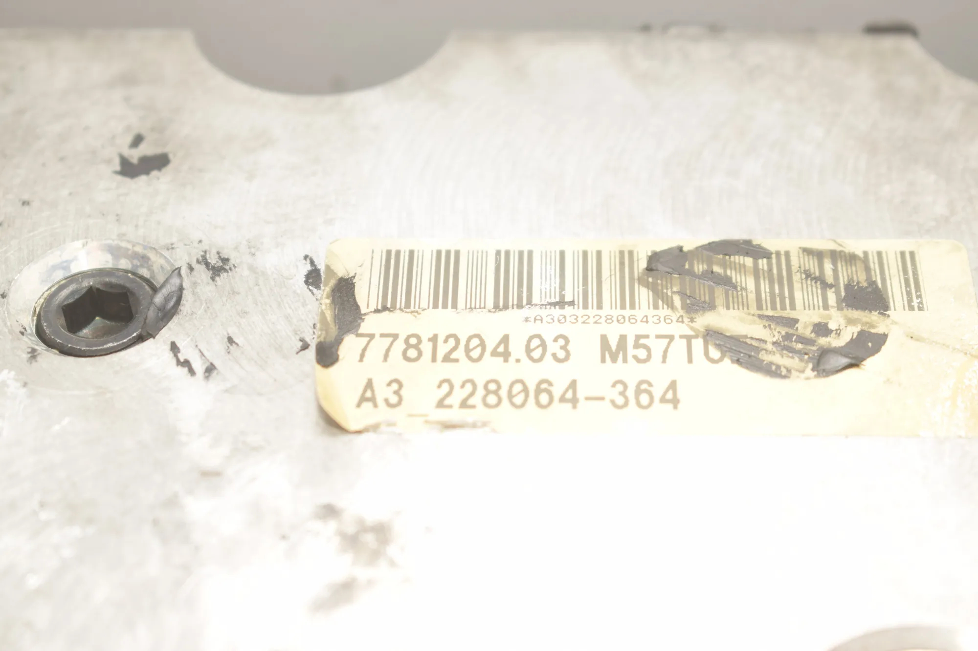 Engine Cylinder Head – OEM 7781204 · BMW 5 (E60) 530 d 2003 – 6