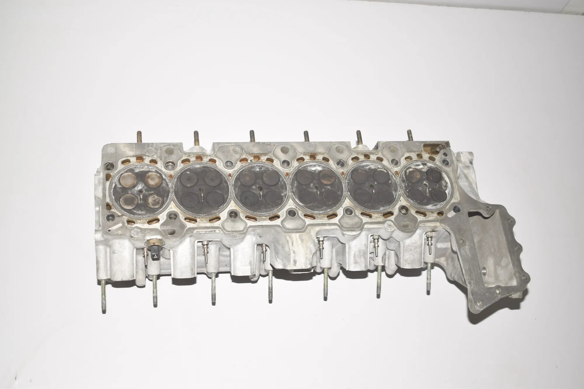 Engine Cylinder Head – OEM 7781204 · BMW 5 (E60) 530 d 2003 – 4