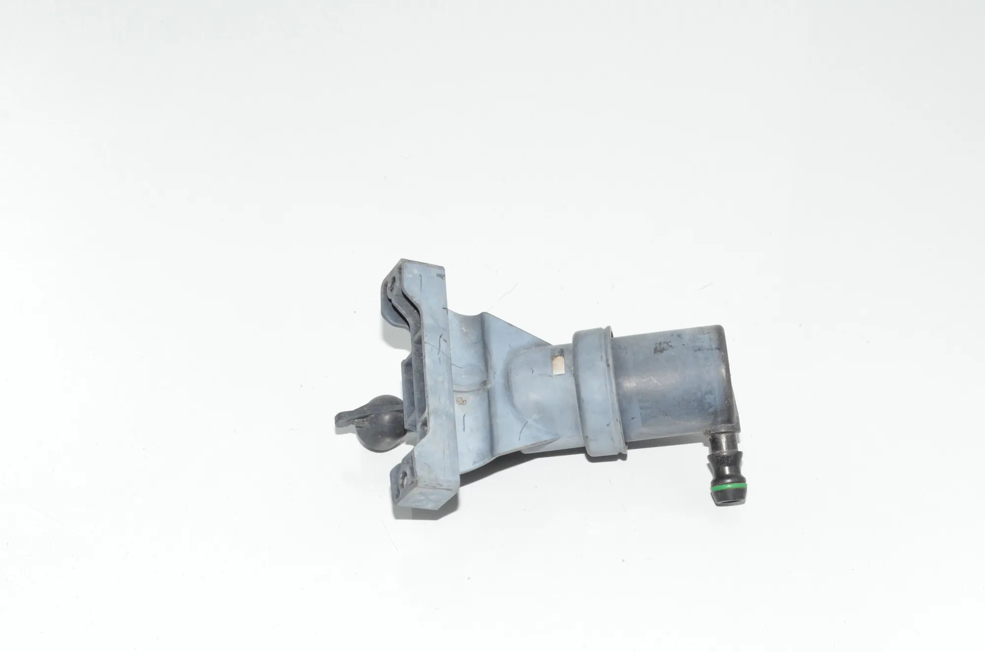 Left Headlight Washer Pump · BMW 7 (E65, E66, E67) BMW 7 (E65, E66, E67) 730 d 2004