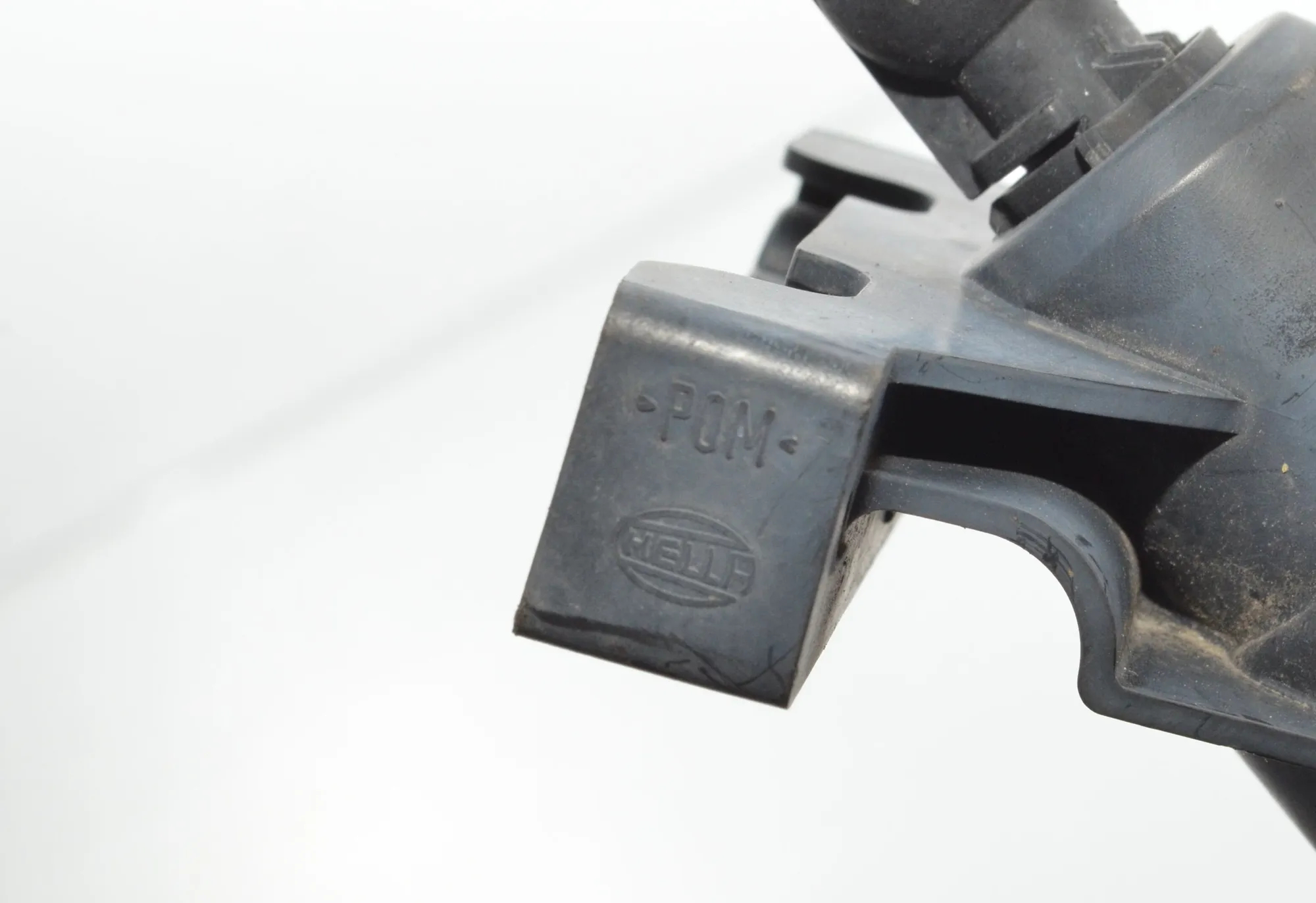 Left Headlight Washer Pump · BMW 7 (E65, E66, E67) BMW 7 (E65, E66, E67) 730 d 2004 – 5
