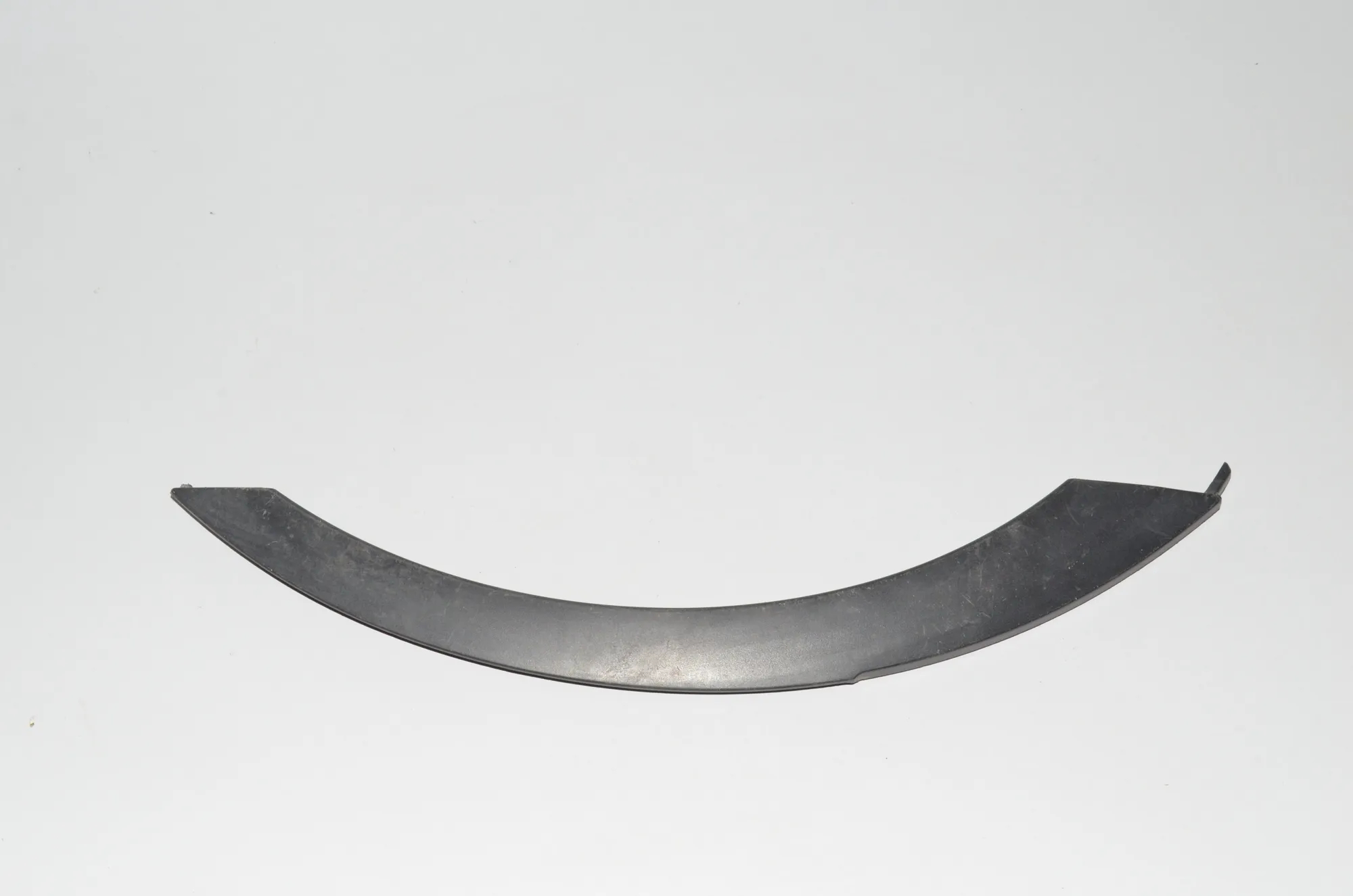 Rear Left Fender Arch Trim – OEM 51713330867 · BMW X3 (E83) BMW X3 (E83) 2.0 d 2004