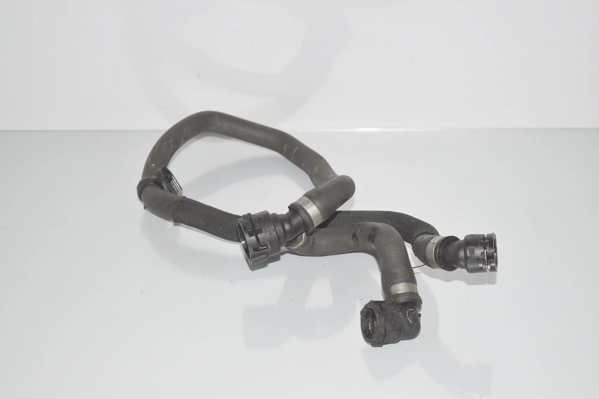 Coolant Hose Pipe – OEM 8512418 · BMW 5 Touring (F11) 535 d 2012 – 2